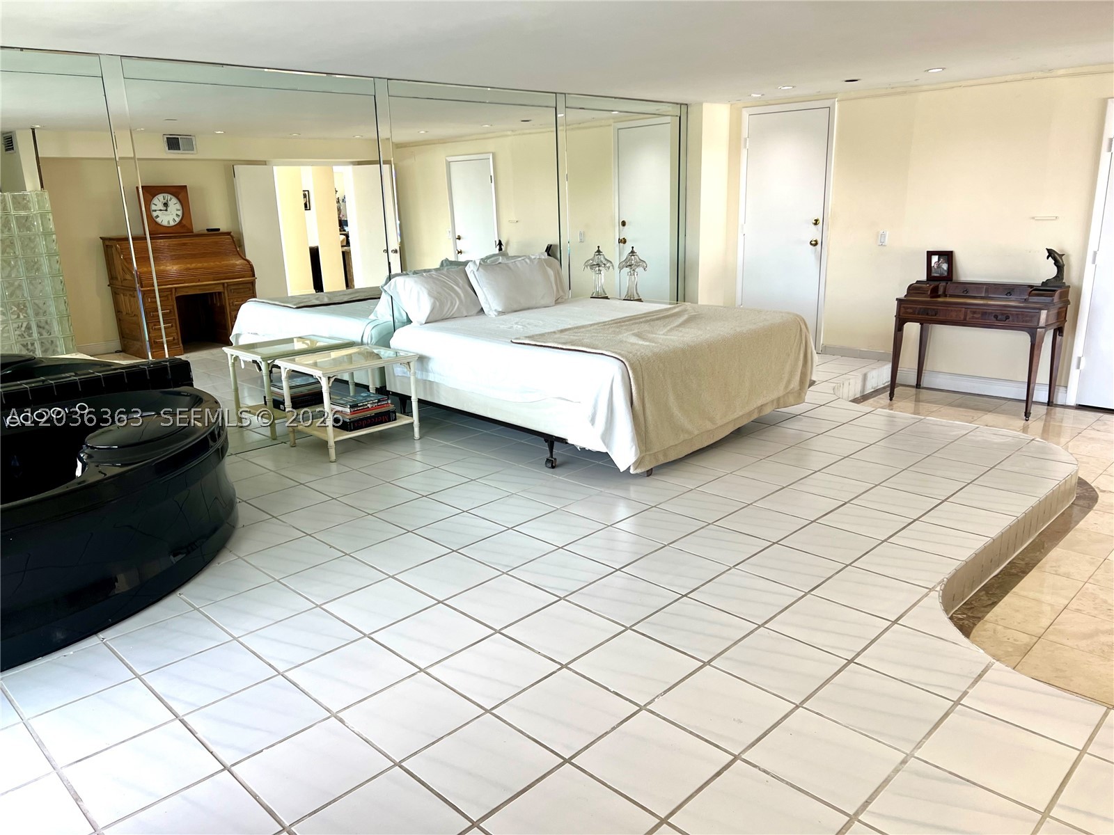 3100 NE 48th St #212, Fort Lauderdale FL 33308