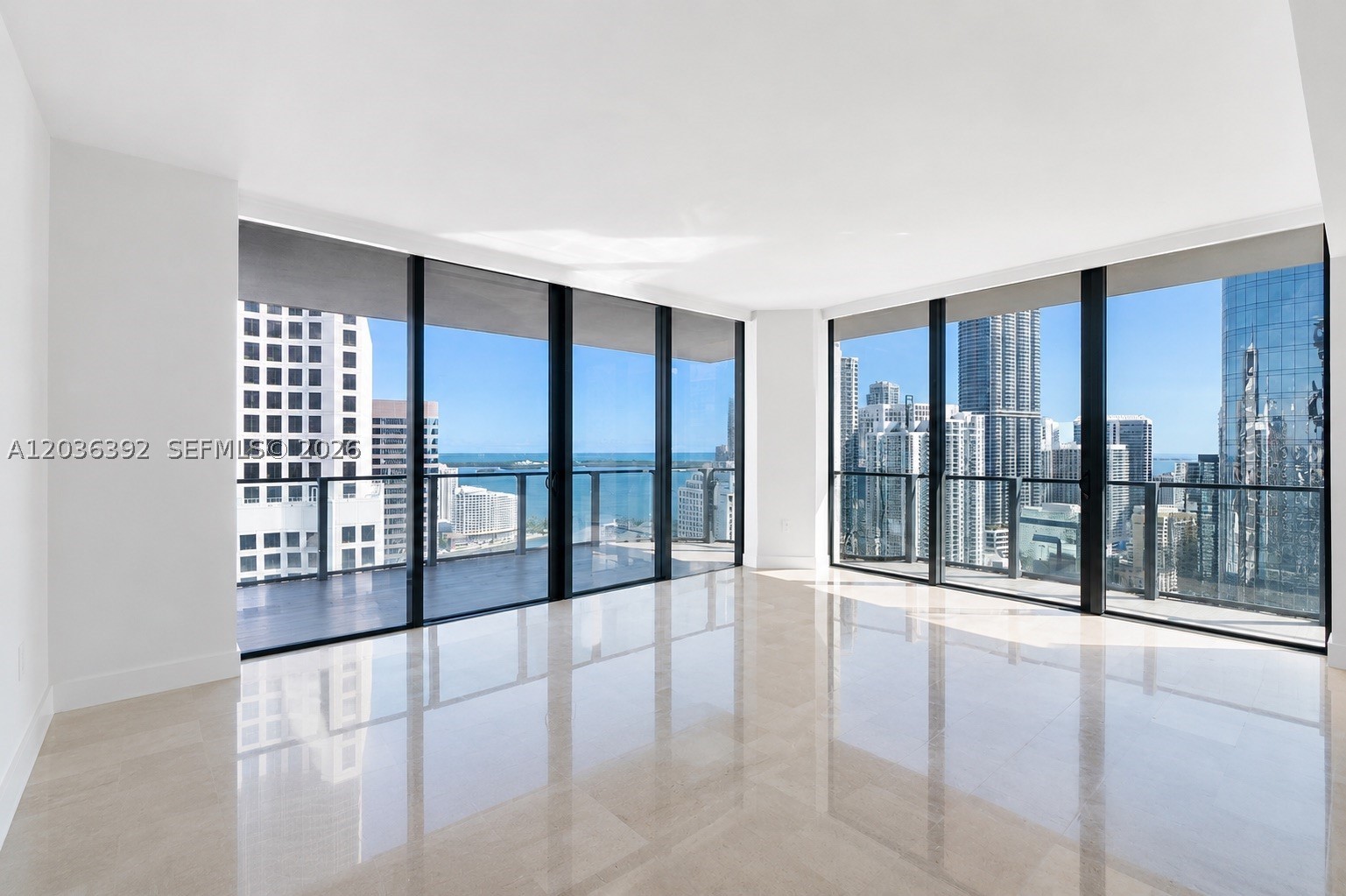 68 SE 6th St #3301, Miami FL 33131