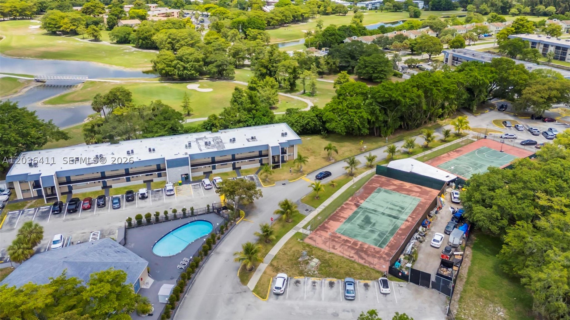 7900 Fairview Dr #105, Tamarac FL 33321