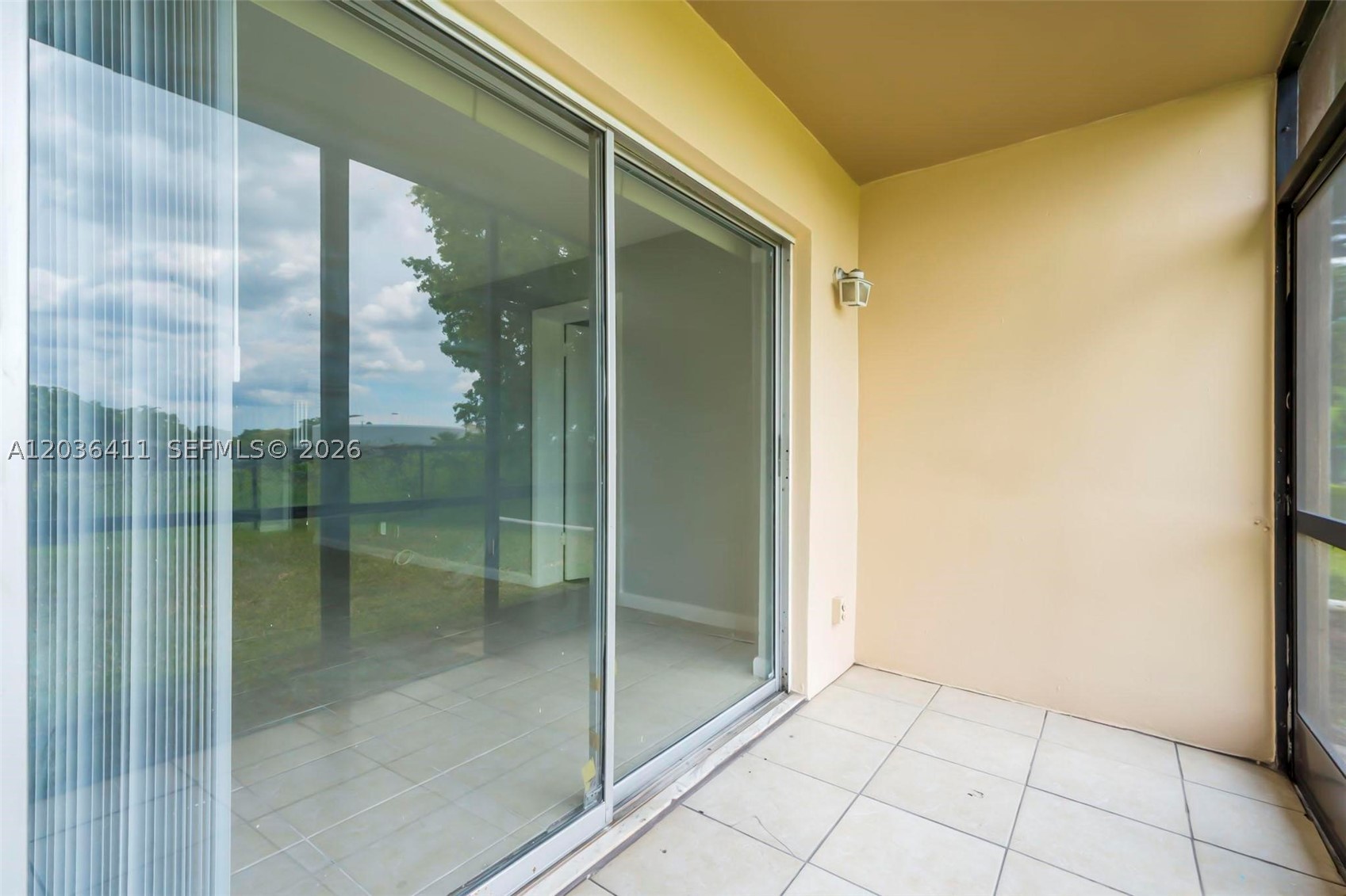 7900 Fairview Dr #105, Tamarac FL 33321