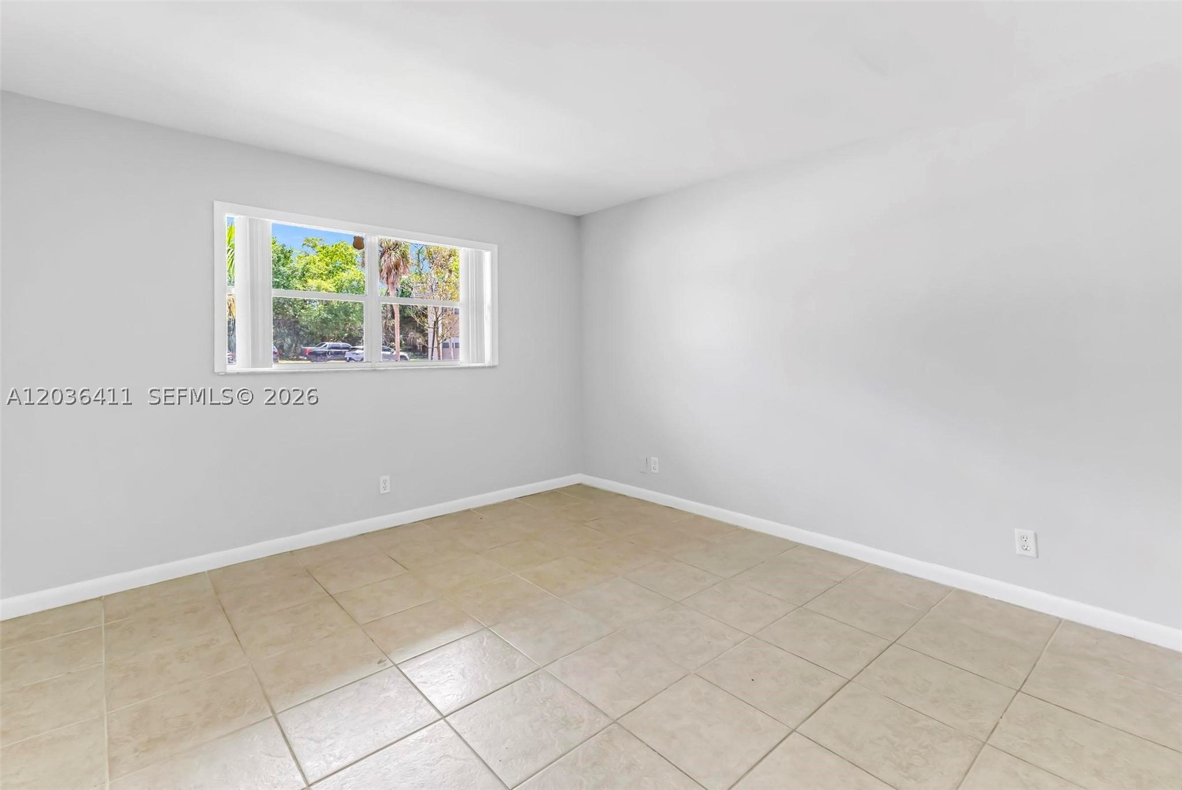 7900 Fairview Dr #105, Tamarac FL 33321