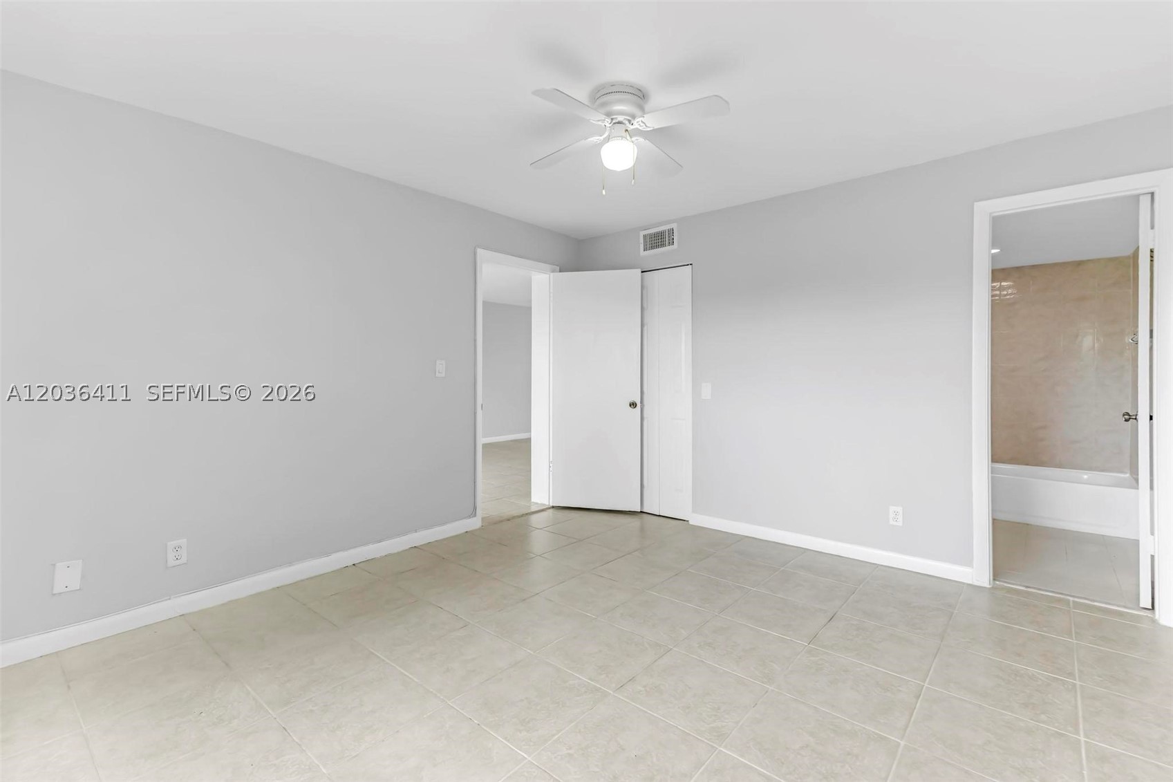 7900 Fairview Dr #105, Tamarac FL 33321