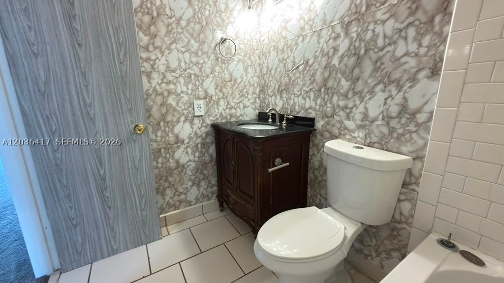 5388 W 24th Ave #110, Hialeah FL 33016