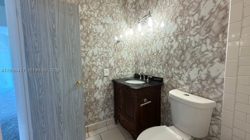 5388 W 24th Ave #110, Hialeah FL 33016