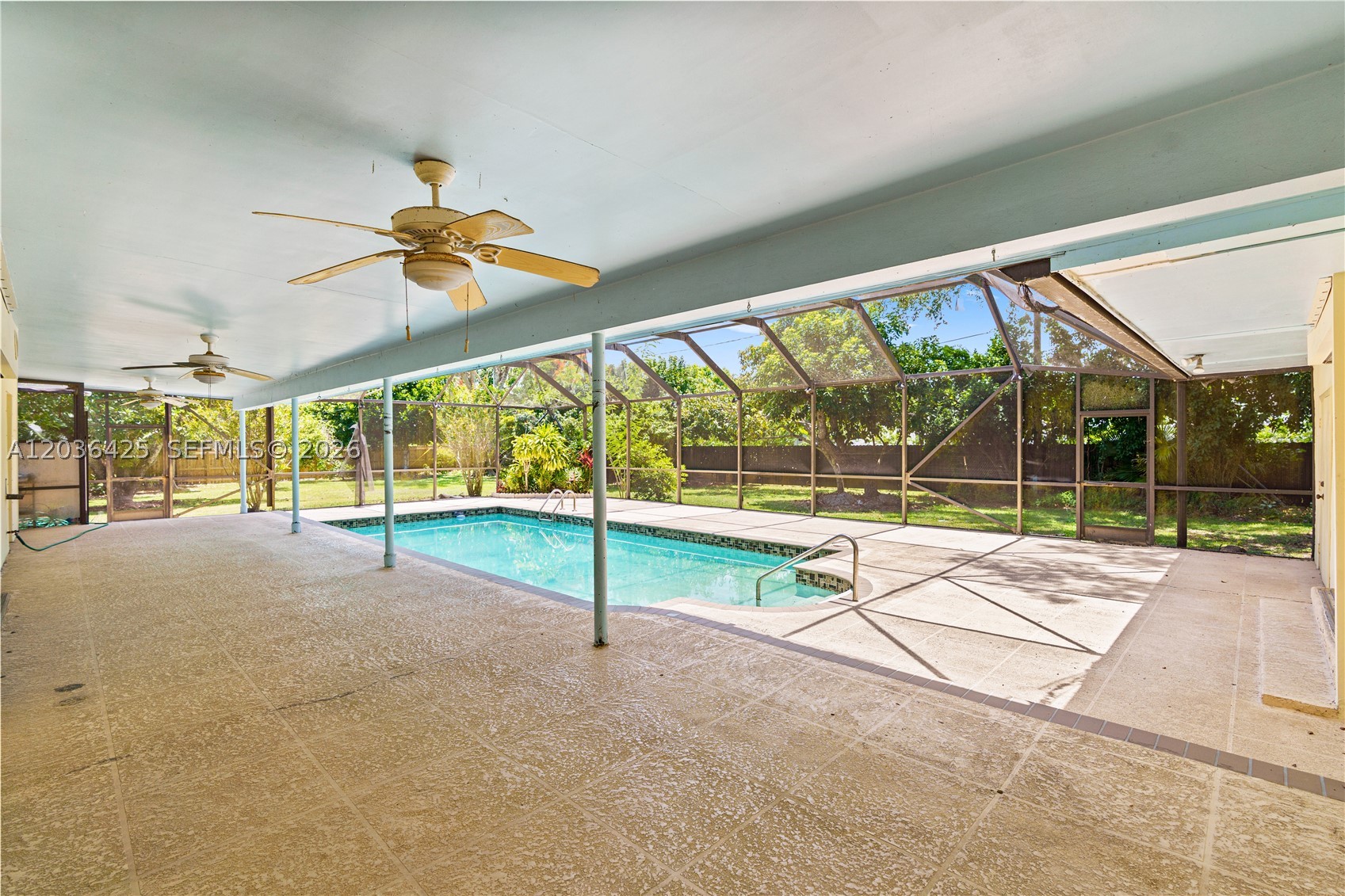 15200 SW 88th Ave, Palmetto Bay FL 33157
