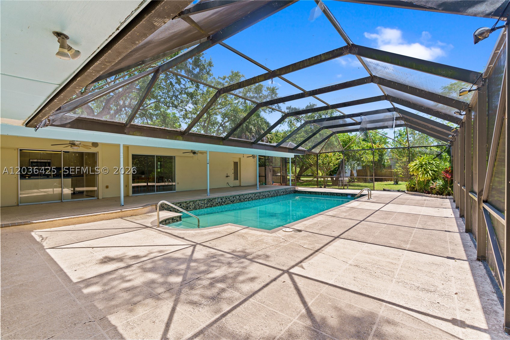 15200 SW 88th Ave, Palmetto Bay FL 33157