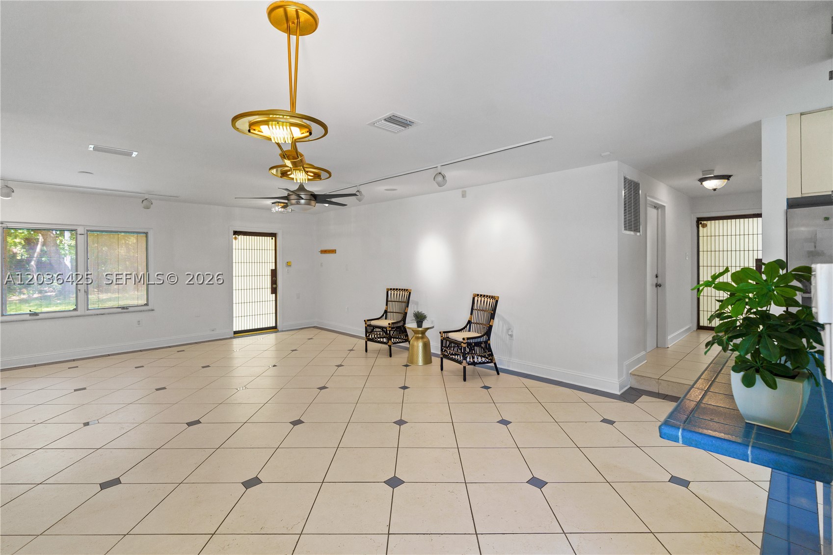 15200 SW 88th Ave, Palmetto Bay FL 33157