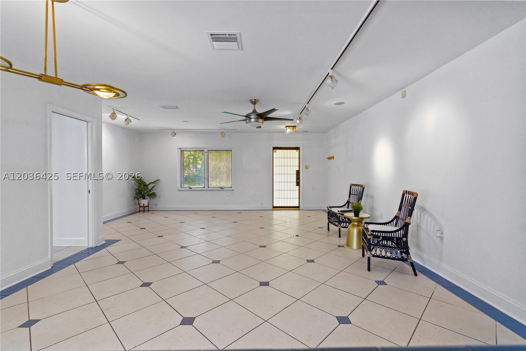 15200 SW 88th Ave, Palmetto Bay FL 33157