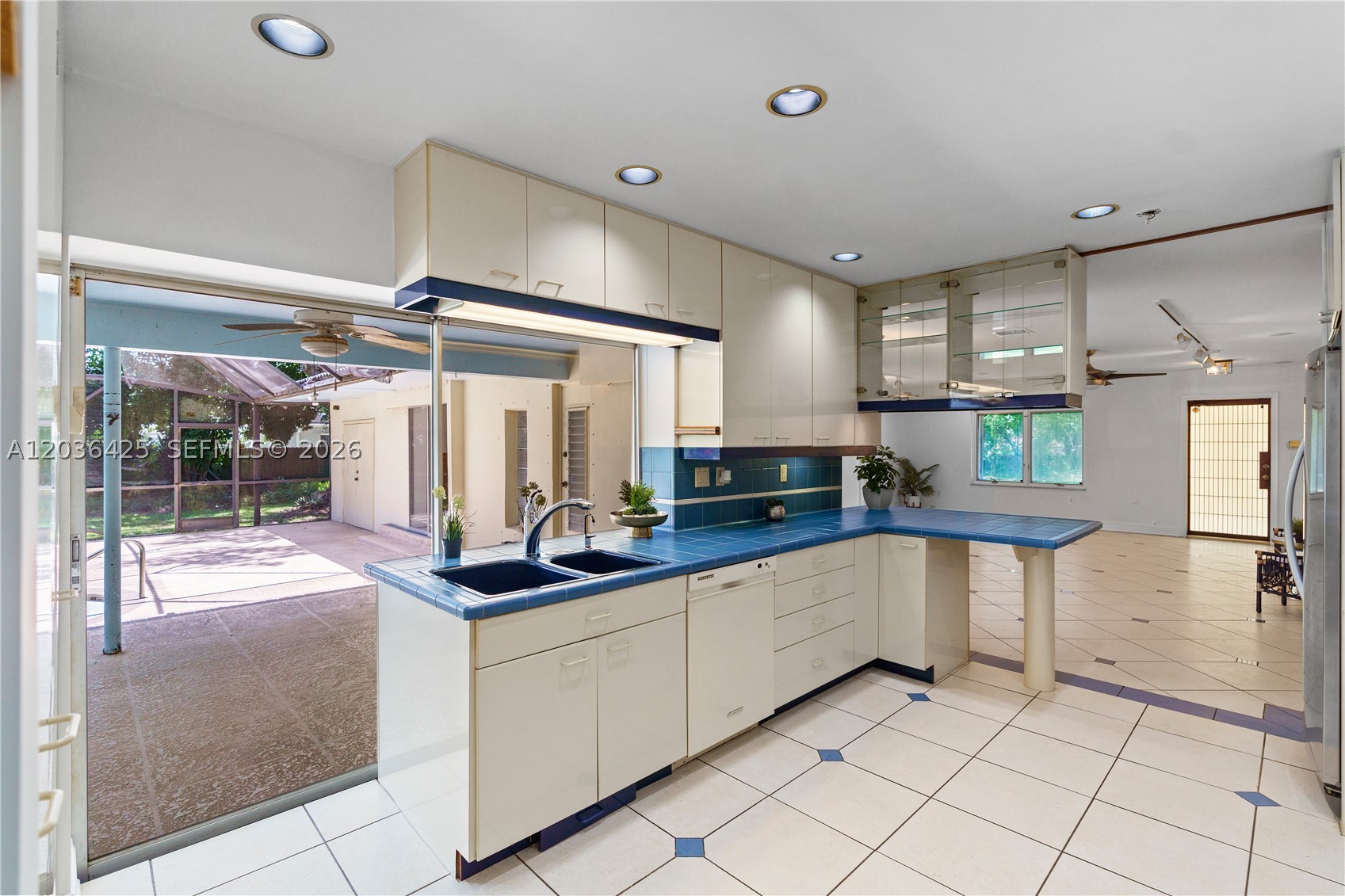 15200 SW 88th Ave, Palmetto Bay FL 33157