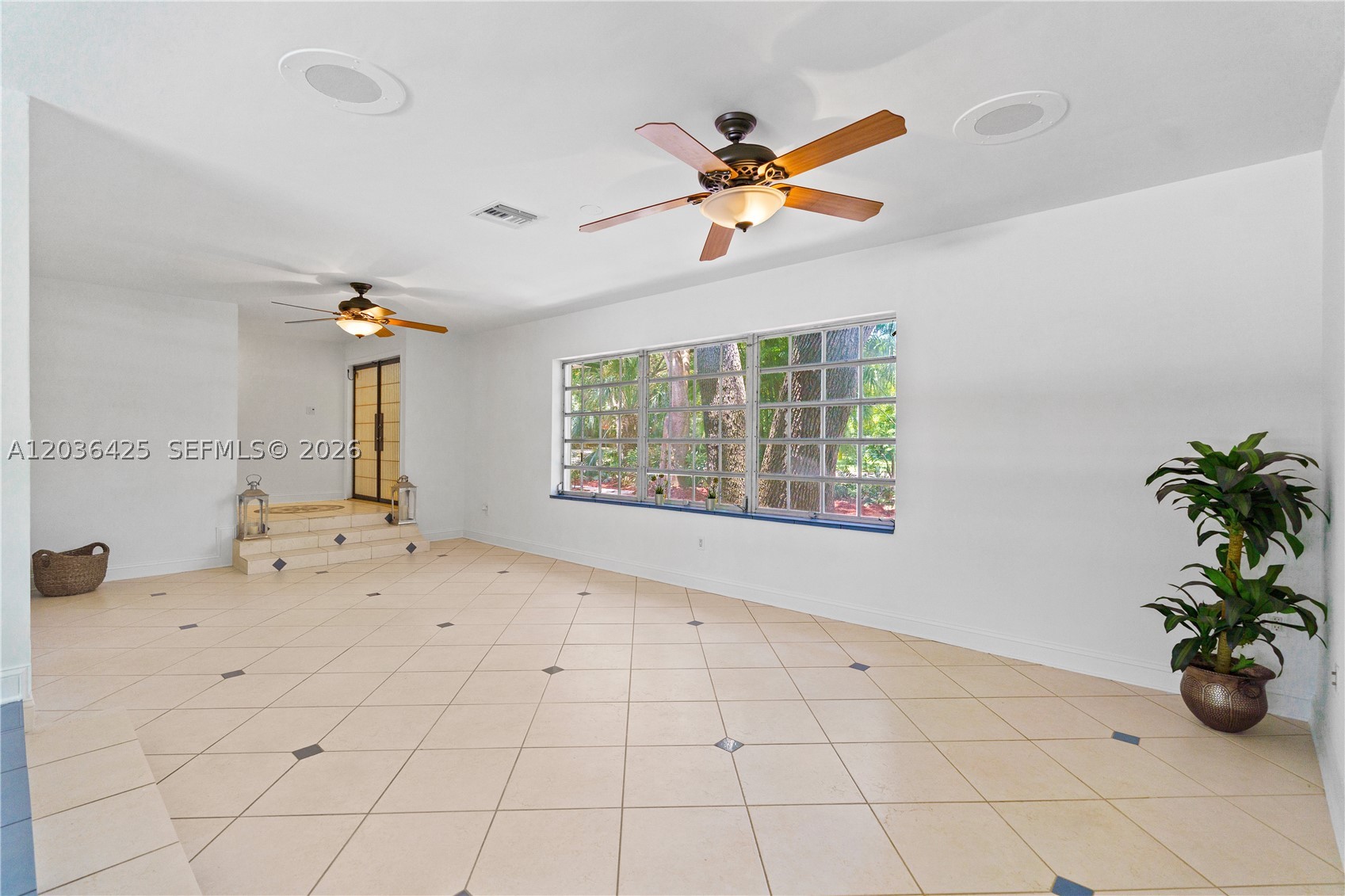 15200 SW 88th Ave, Palmetto Bay FL 33157