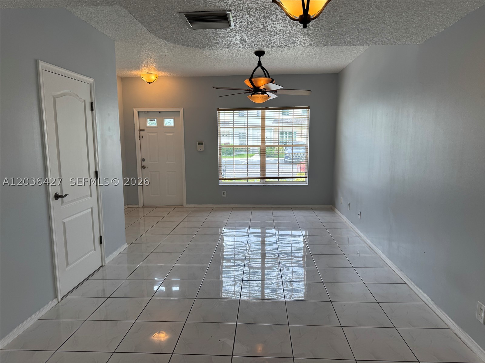77 SIMONTON CR #77, Weston FL 33326