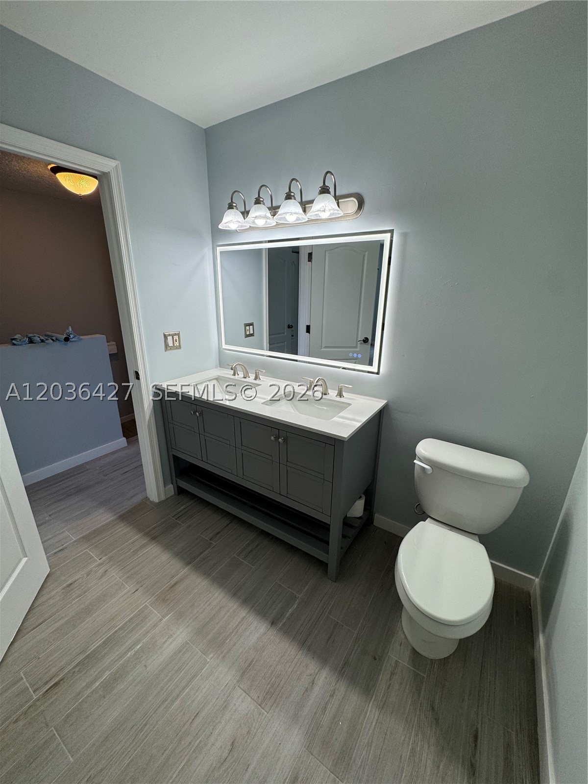 77 SIMONTON CR #77, Weston FL 33326