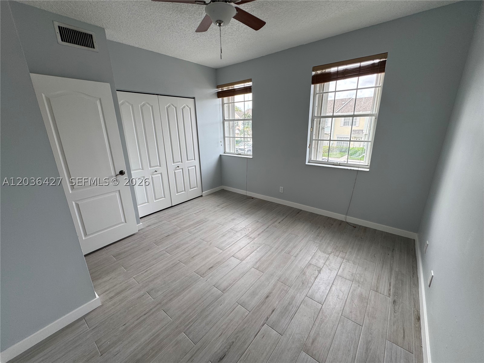 77 SIMONTON CR #77, Weston FL 33326