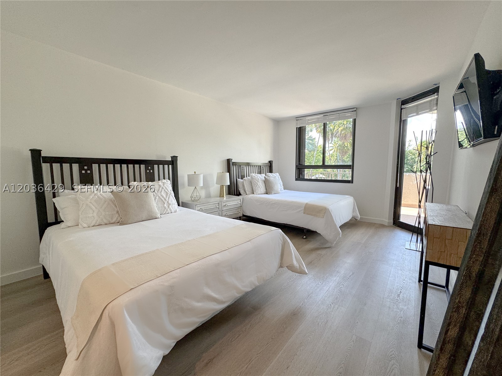 101 Crandon Blvd #170, Key Biscayne FL 33149