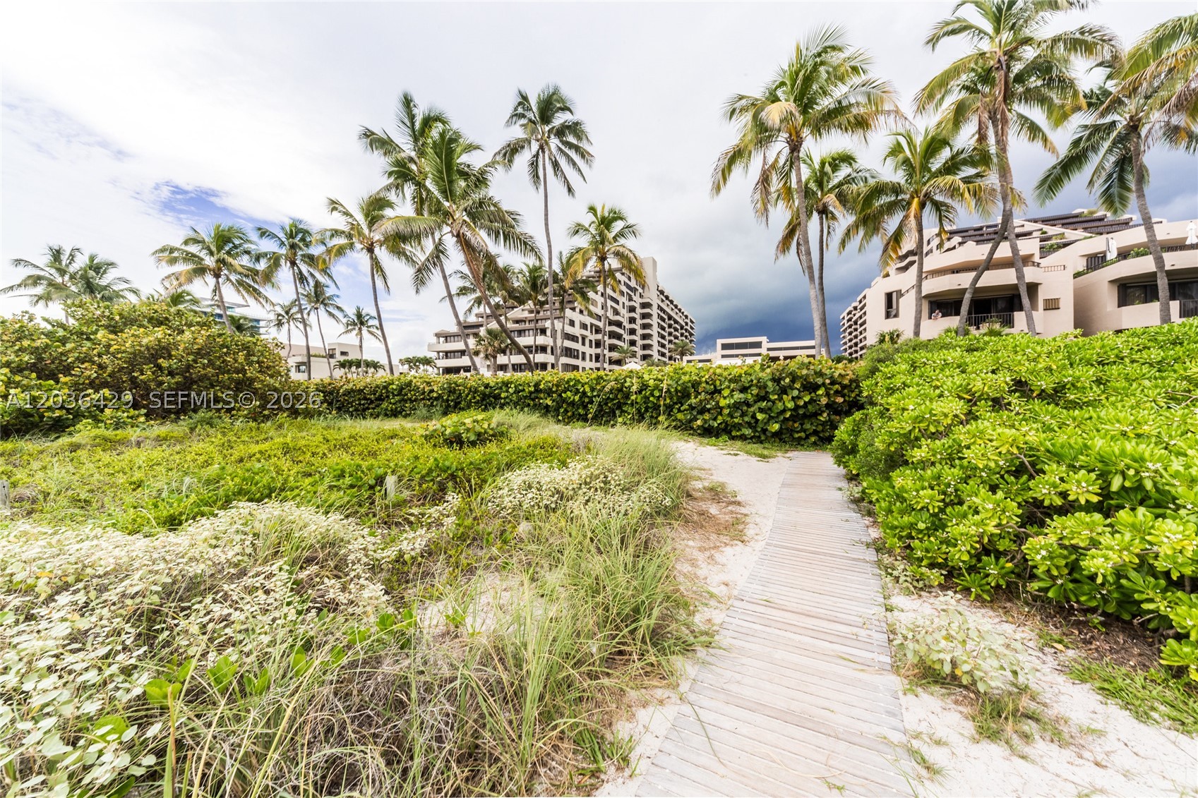 101 Crandon Blvd #170, Key Biscayne FL 33149
