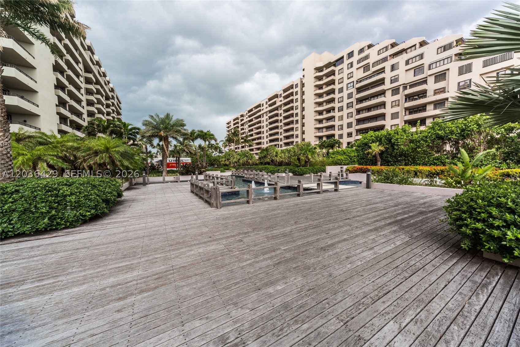 101 Crandon Blvd #170, Key Biscayne FL 33149