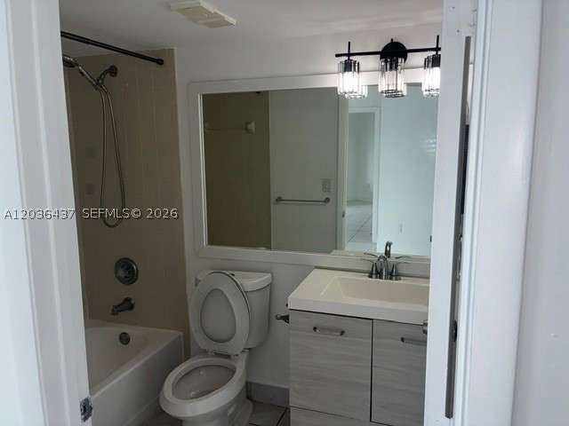 15545 N Miami Lakeway N #303, Miami Lakes FL 33014