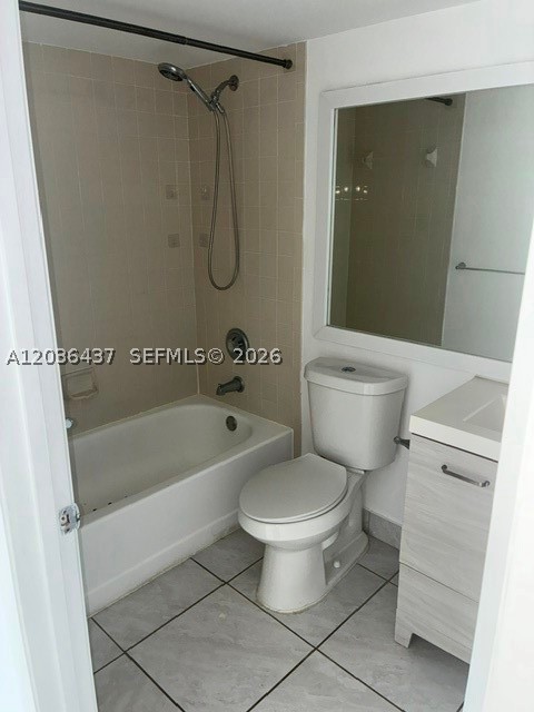 15545 N Miami Lakeway N #303, Miami Lakes FL 33014