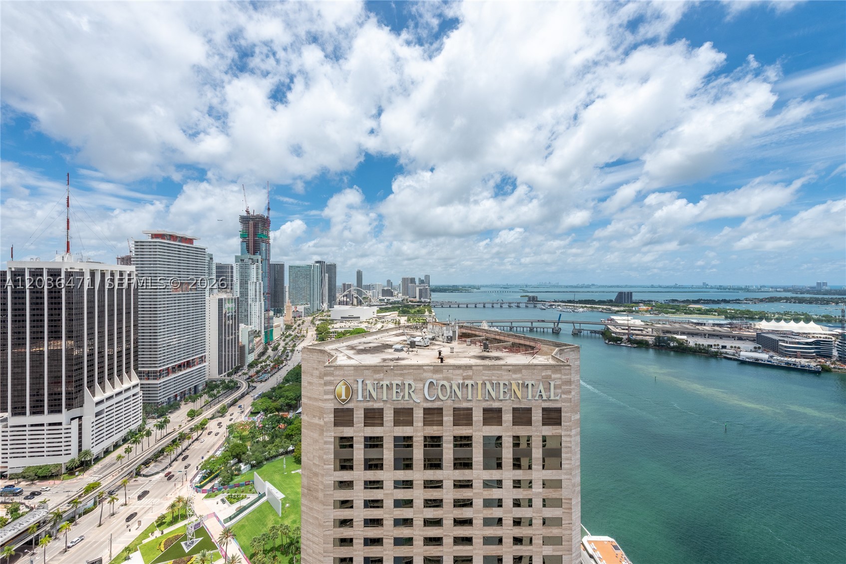 335 S Biscayne Blvd #LPH-04, Miami FL 33131