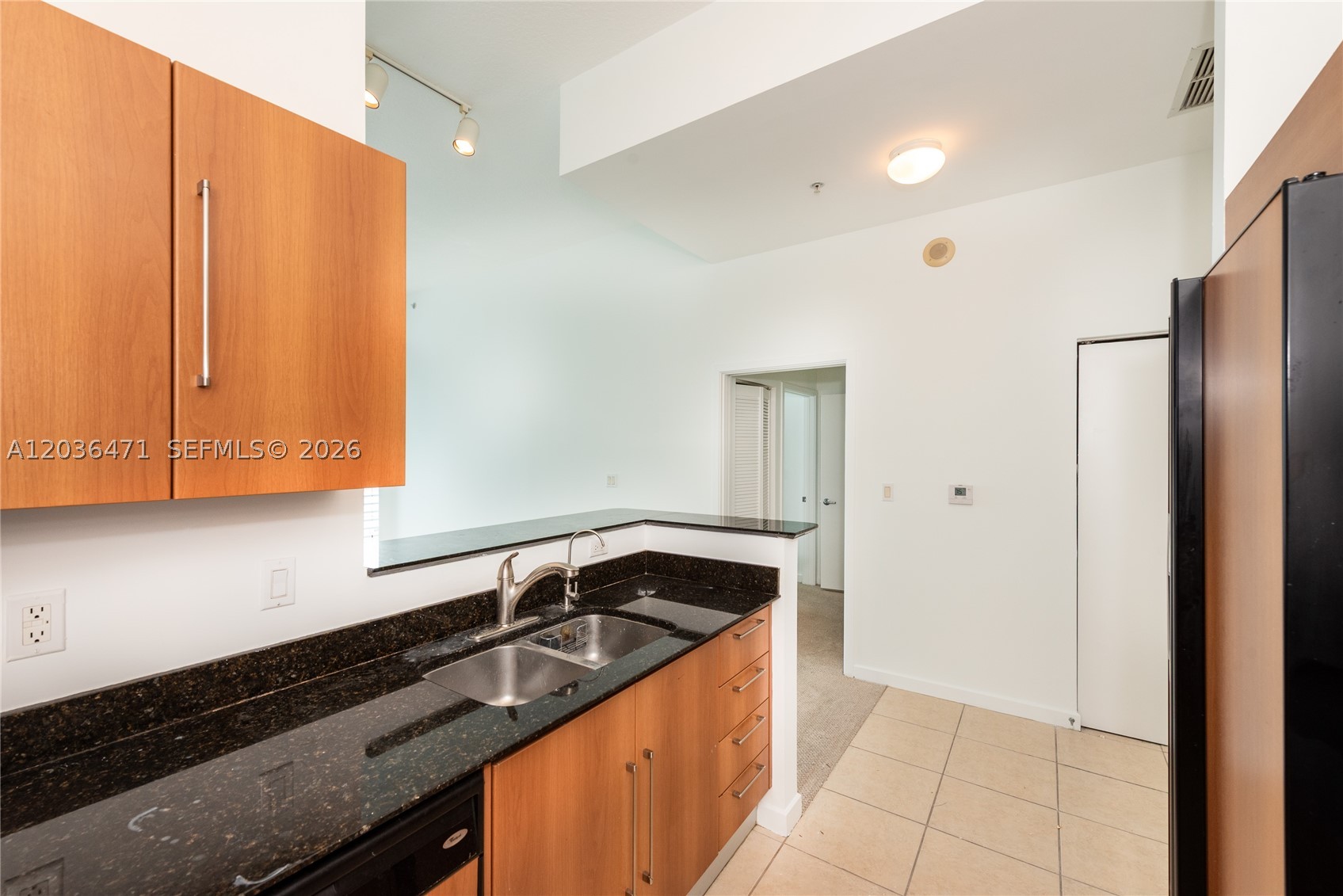 335 S Biscayne Blvd #LPH-04, Miami FL 33131