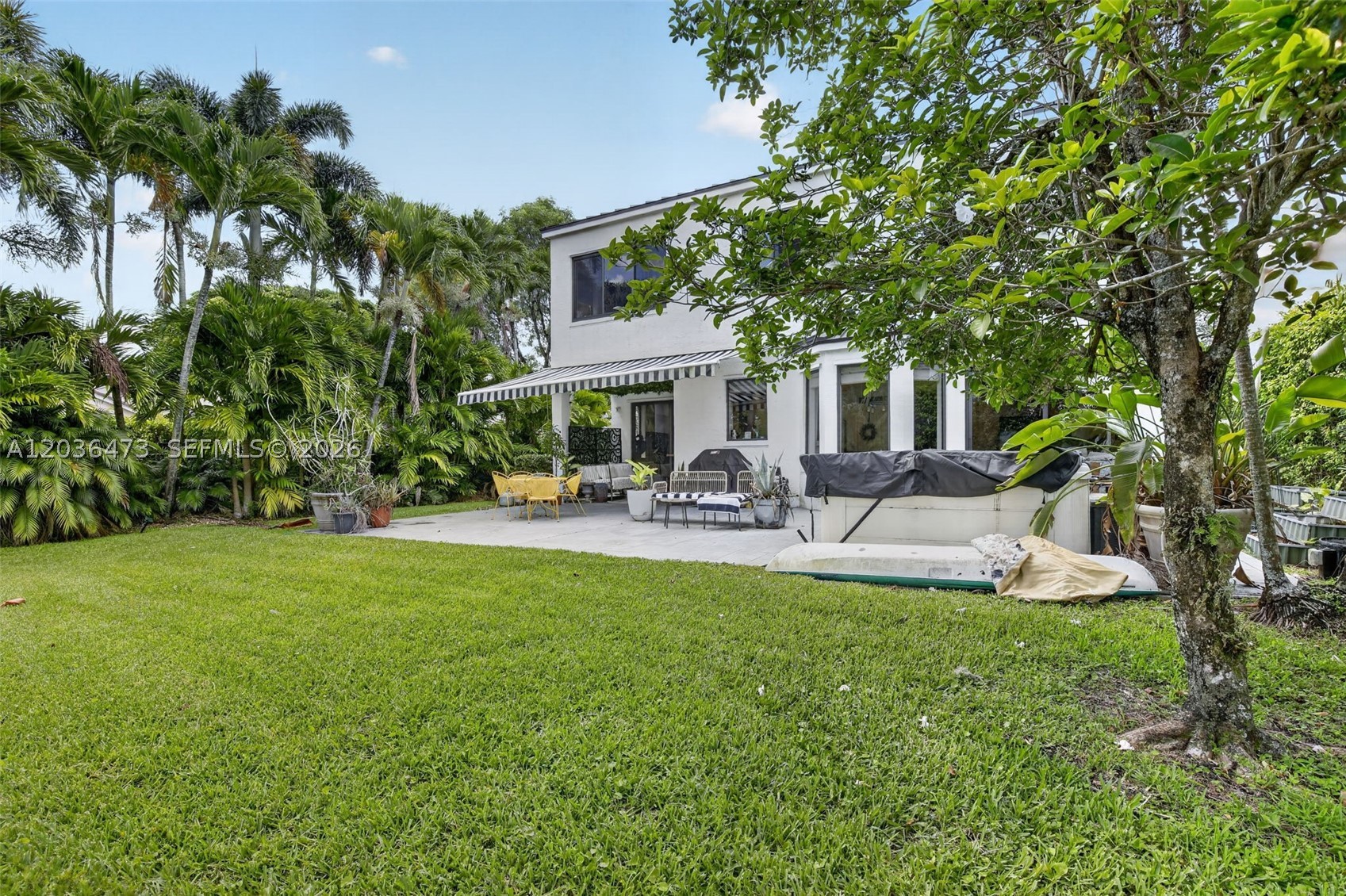 16711 SW 14th St, Pembroke Pines FL 33027