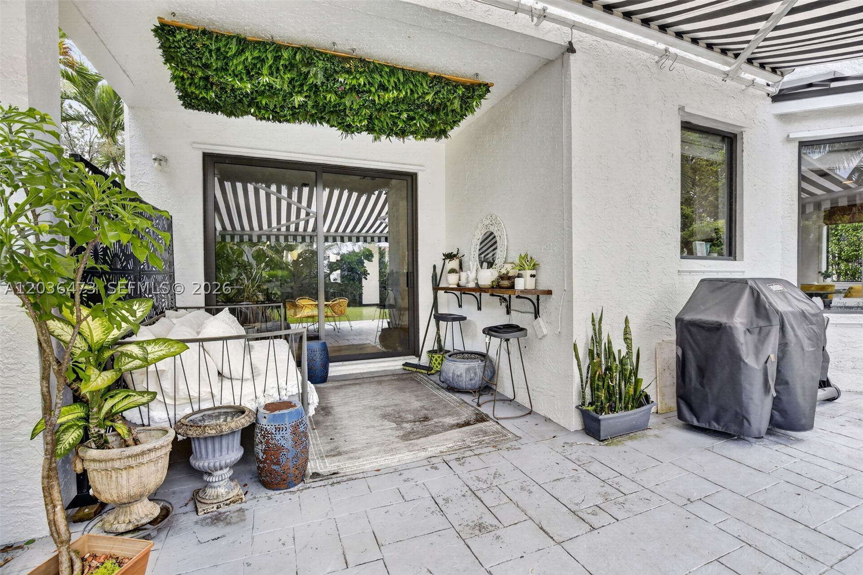 16711 SW 14th St, Pembroke Pines FL 33027