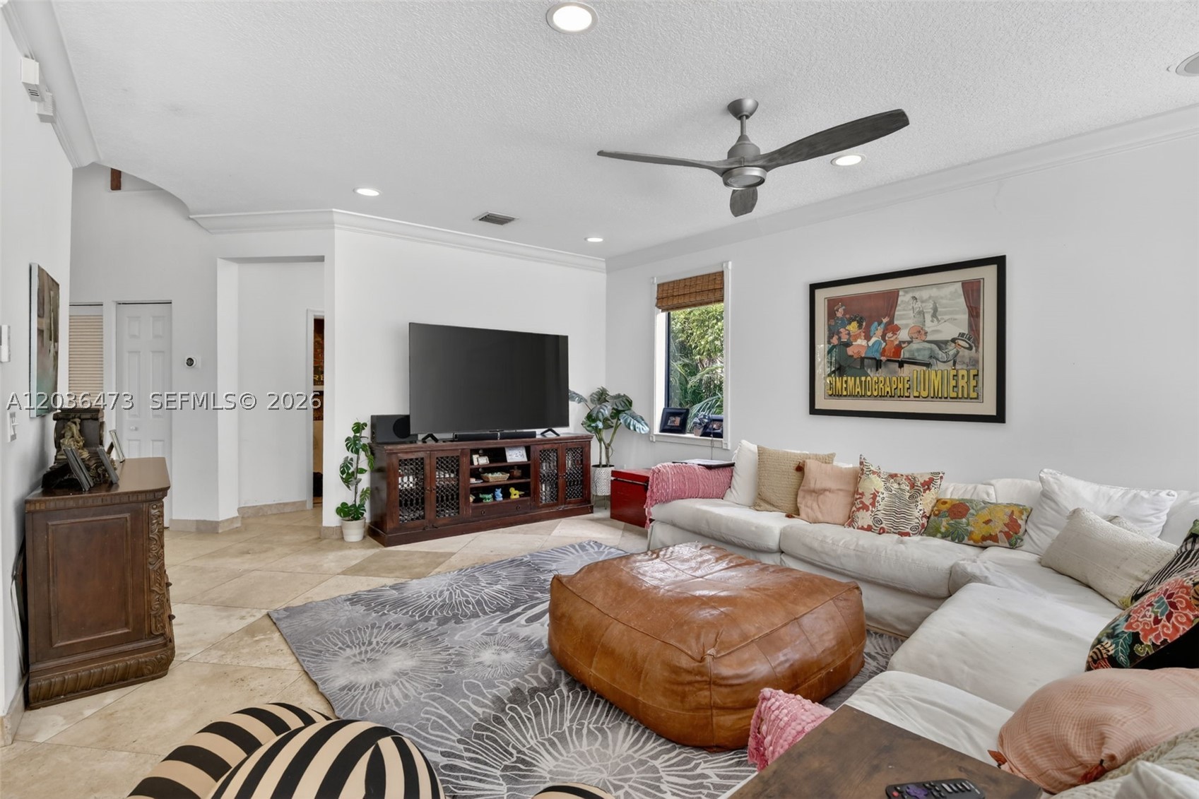 16711 SW 14th St, Pembroke Pines FL 33027