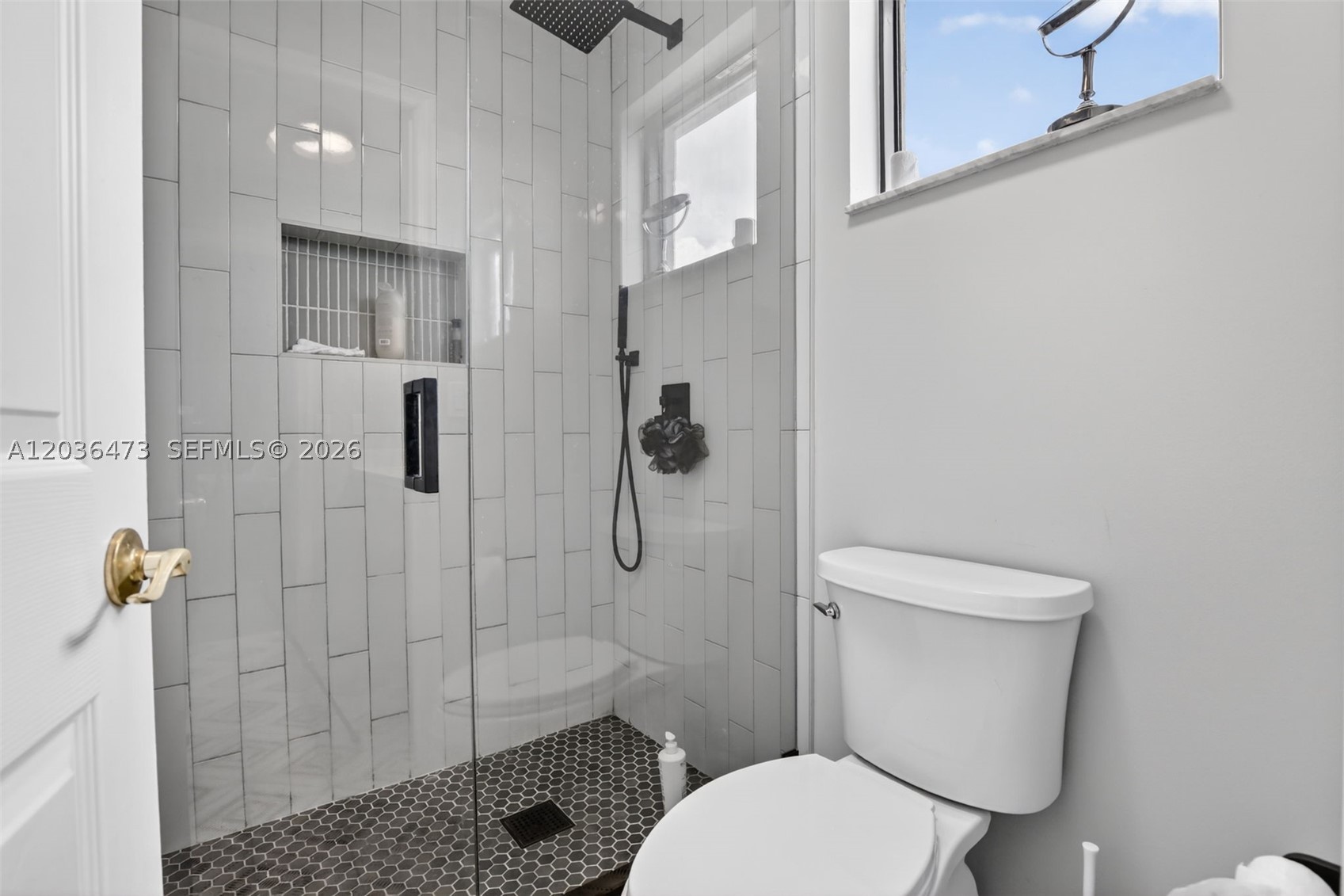 16711 SW 14th St, Pembroke Pines FL 33027