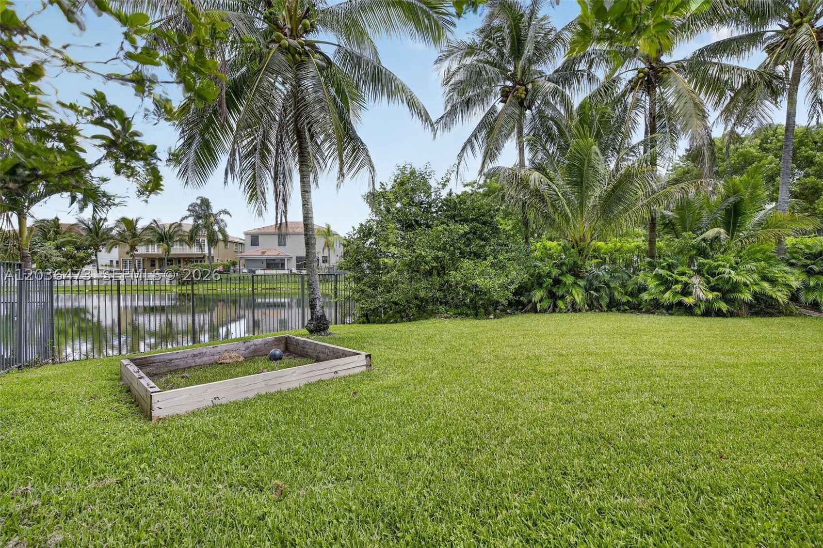 16711 SW 14th St, Pembroke Pines FL 33027