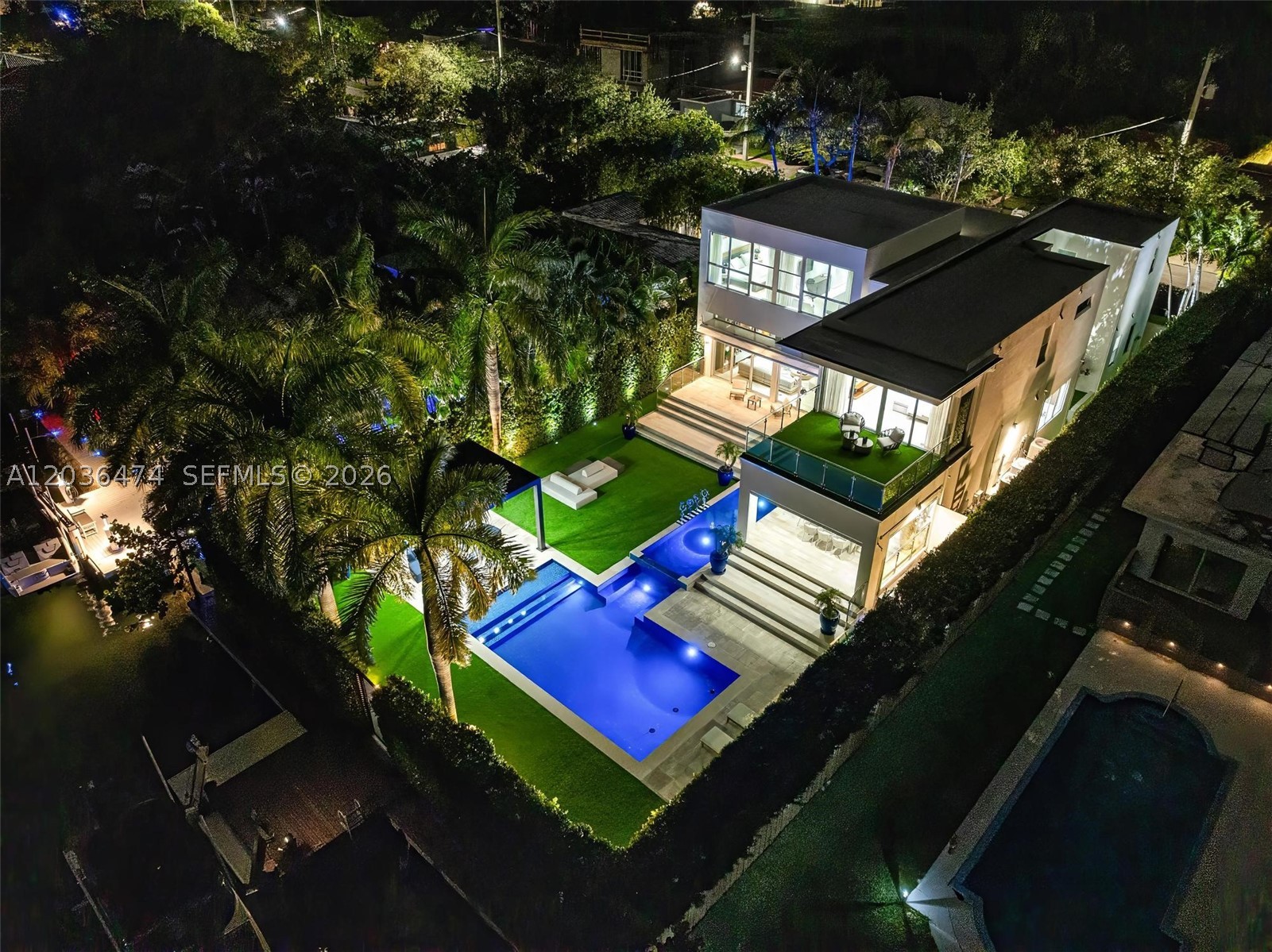 470 S Shore Dr, Miami Beach FL 33141