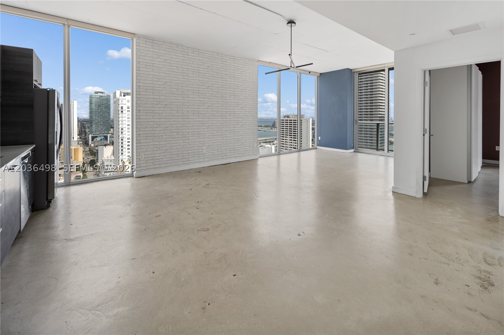 151 SE 1st St #3202, Miami FL 33131
