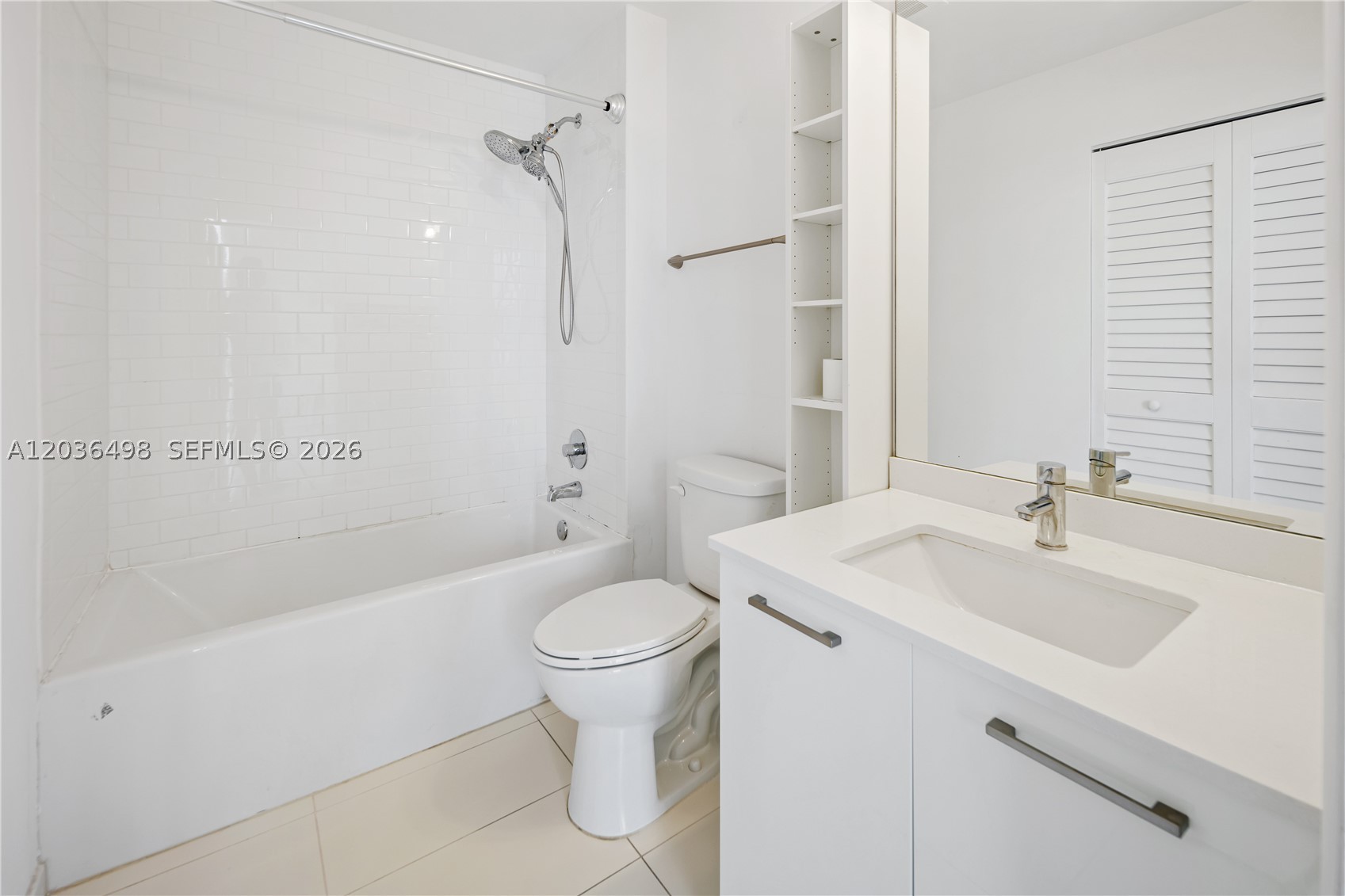 151 SE 1st St #3202, Miami FL 33131