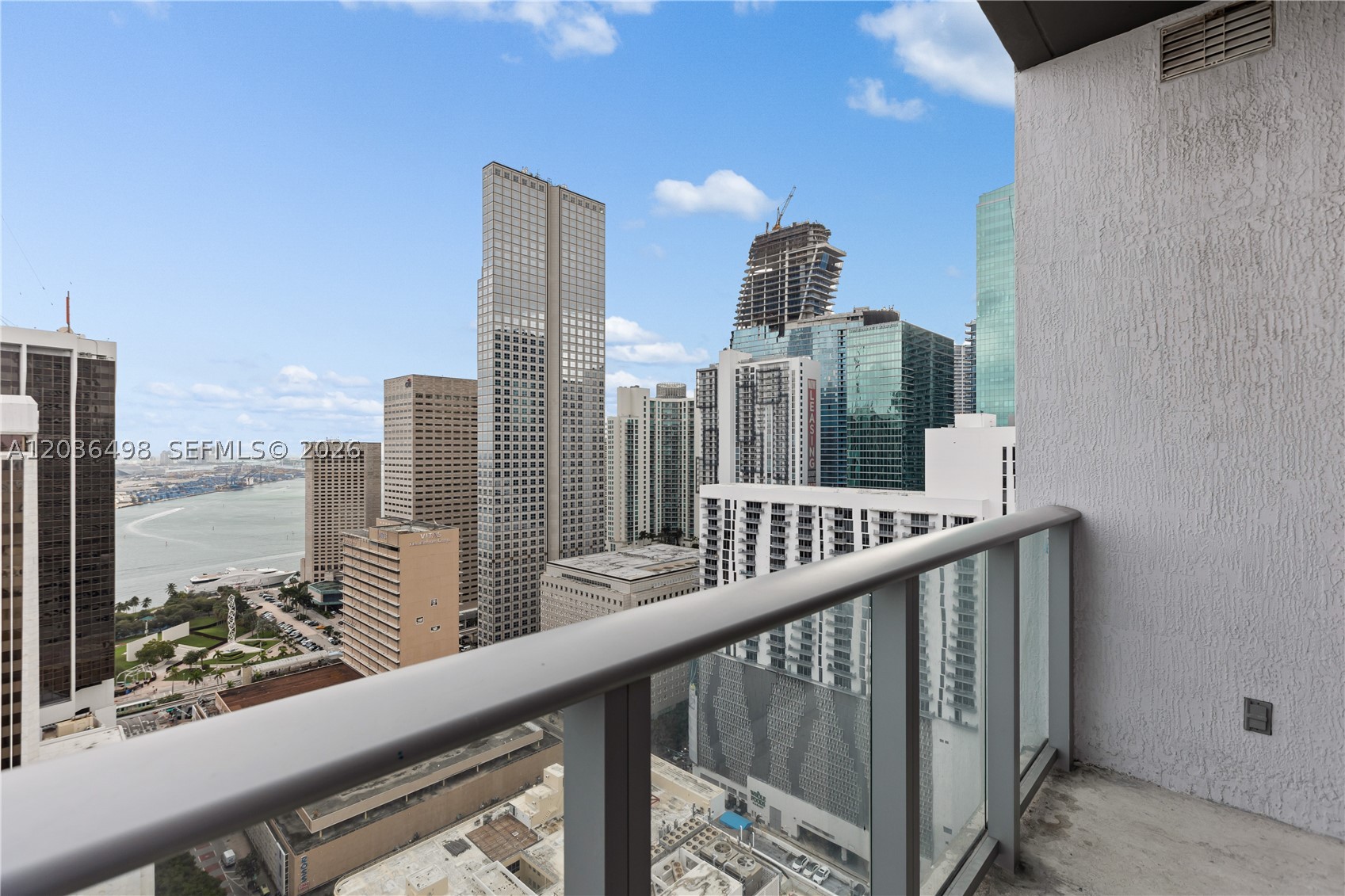 151 SE 1st St #3202, Miami FL 33131
