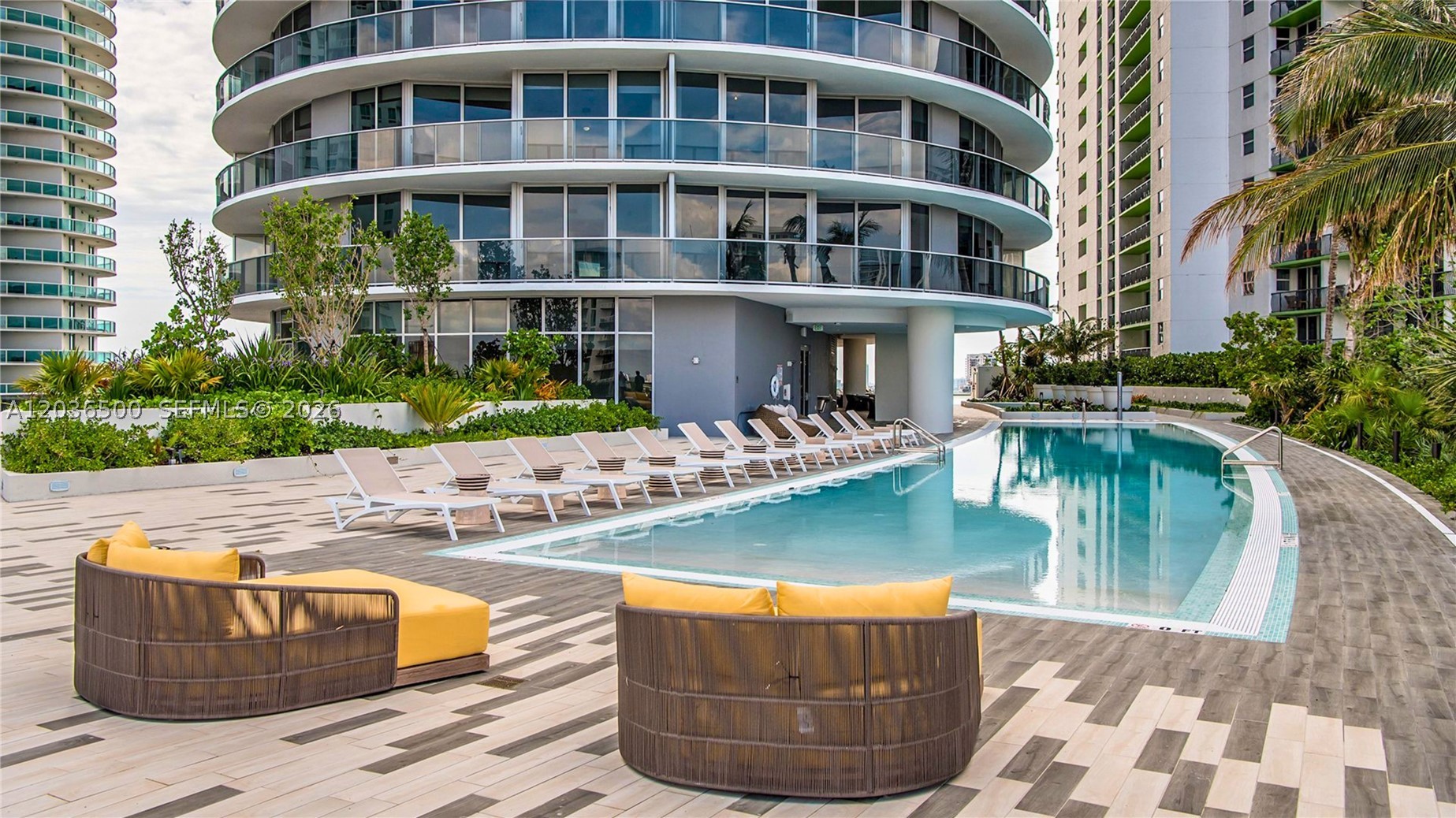 488 NE 18th St #3007, Miami FL 33132