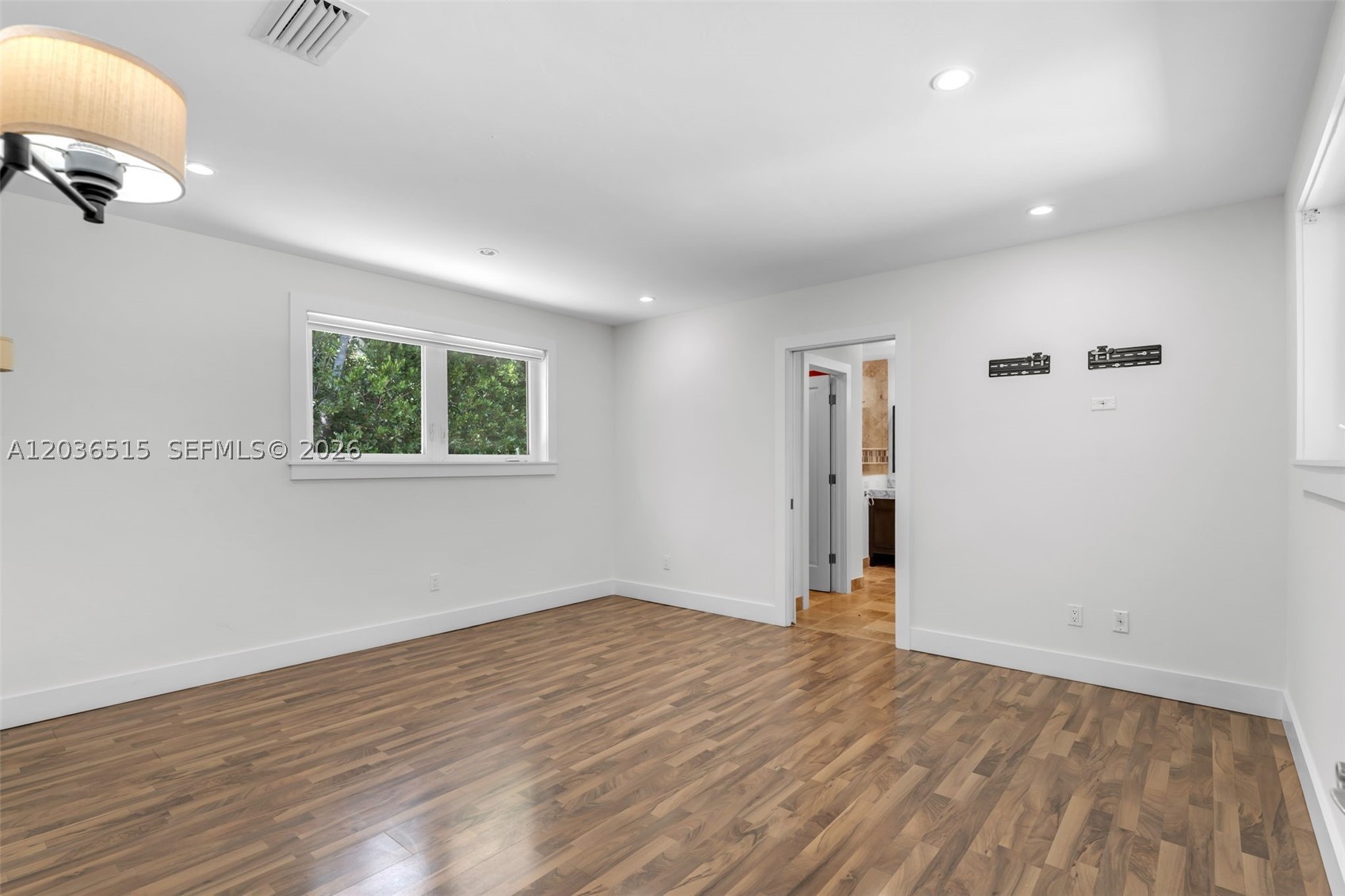 7711 SW 47th Ave, Coral Gables FL 33143