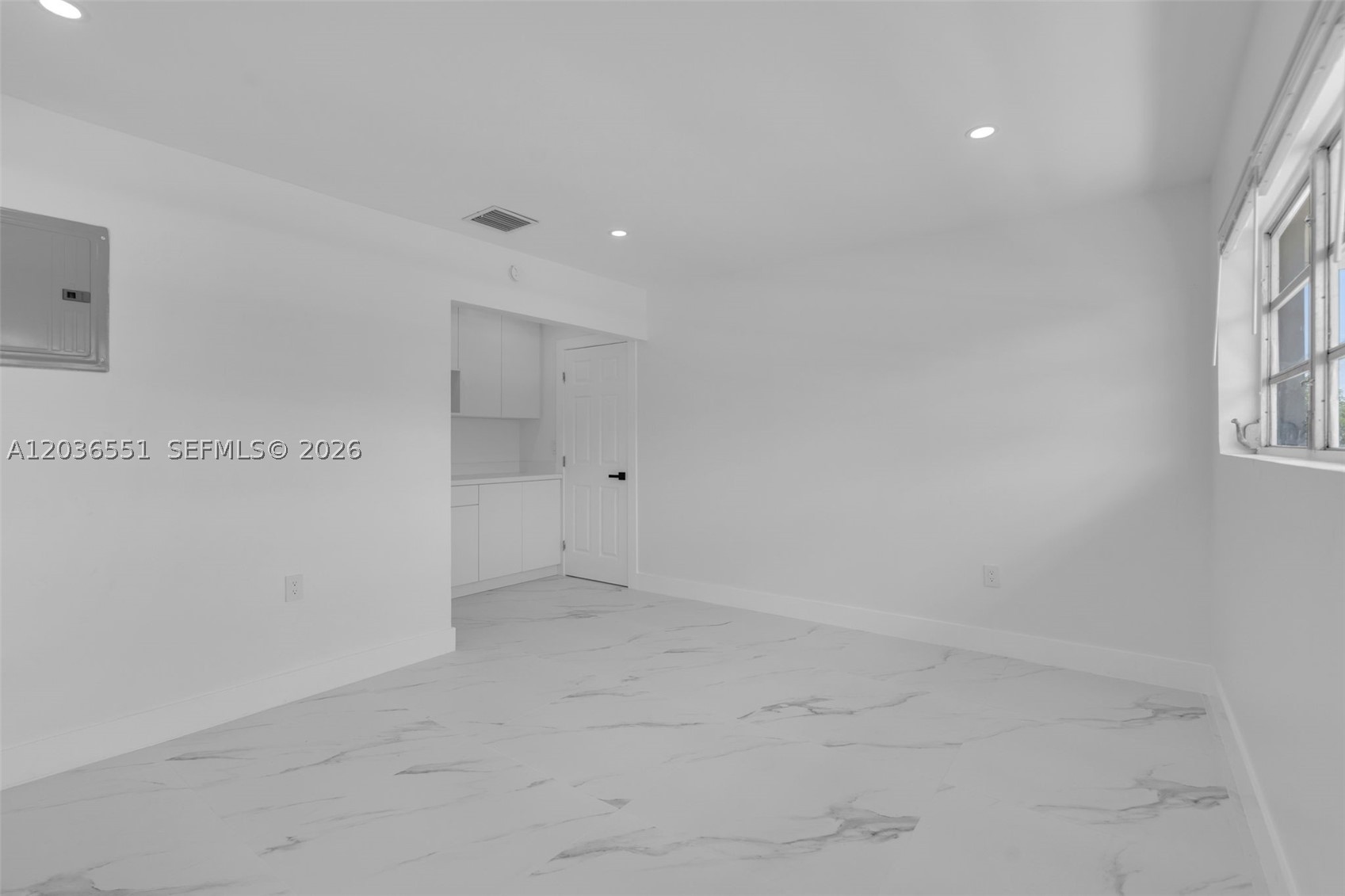 19425 NW 39th Ave, Miami Gardens FL 33055