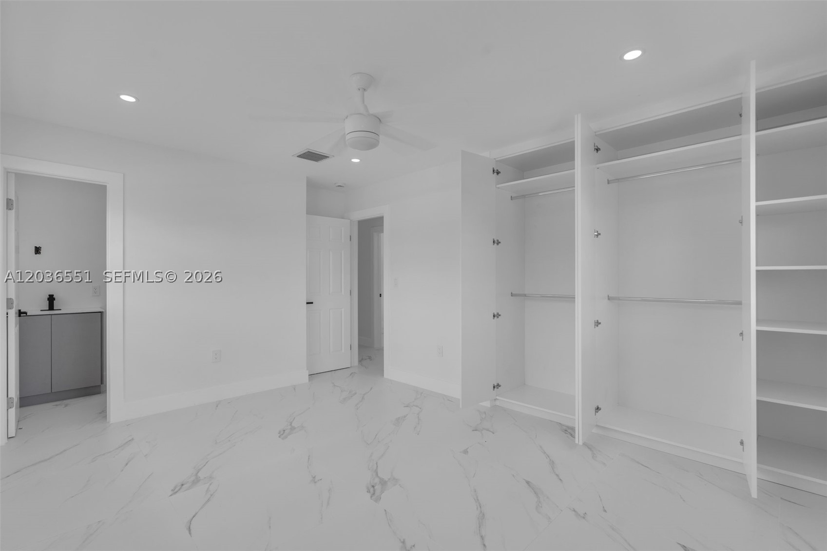 19425 NW 39th Ave, Miami Gardens FL 33055