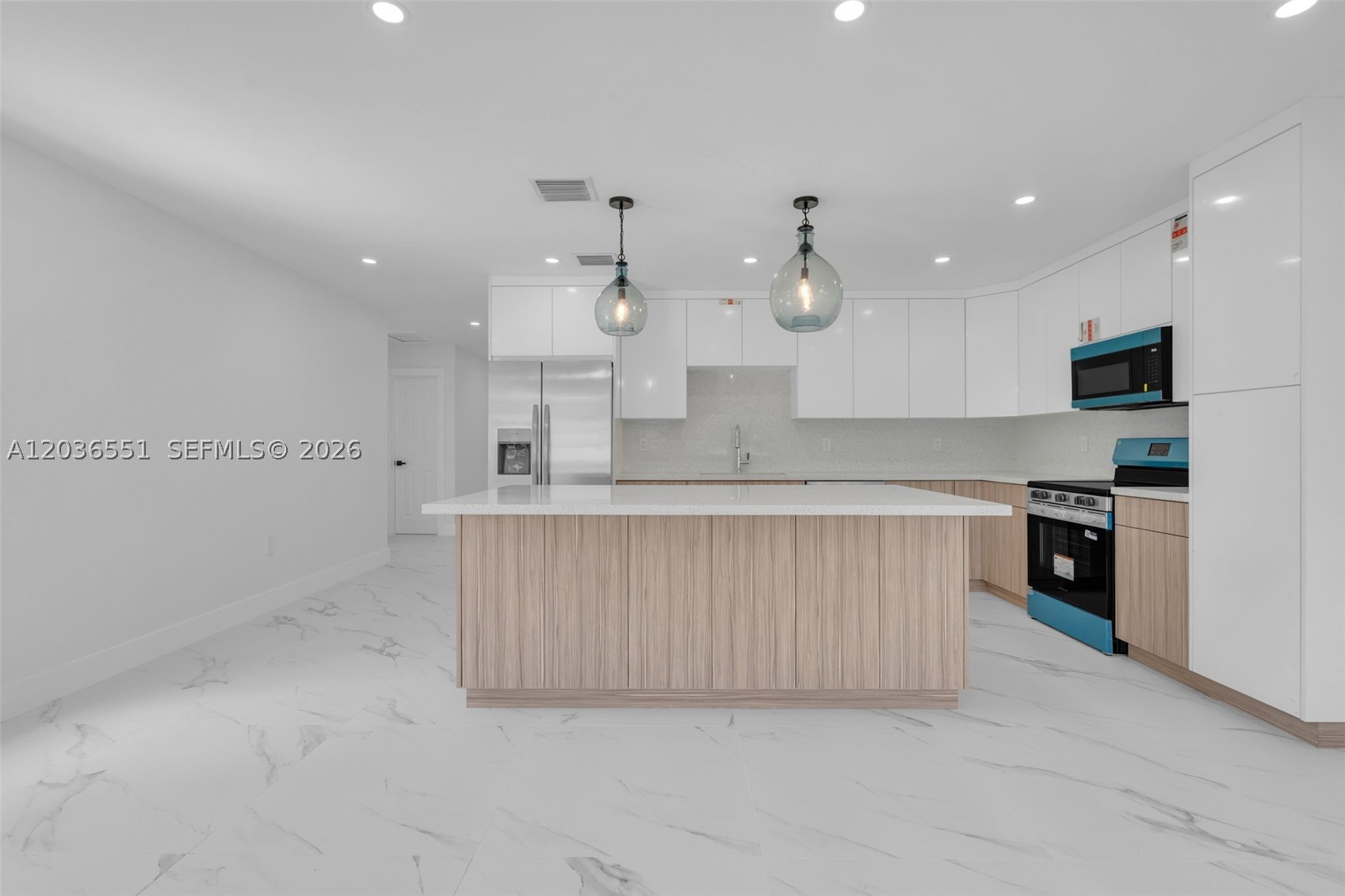 19425 NW 39th Ave, Miami Gardens FL 33055