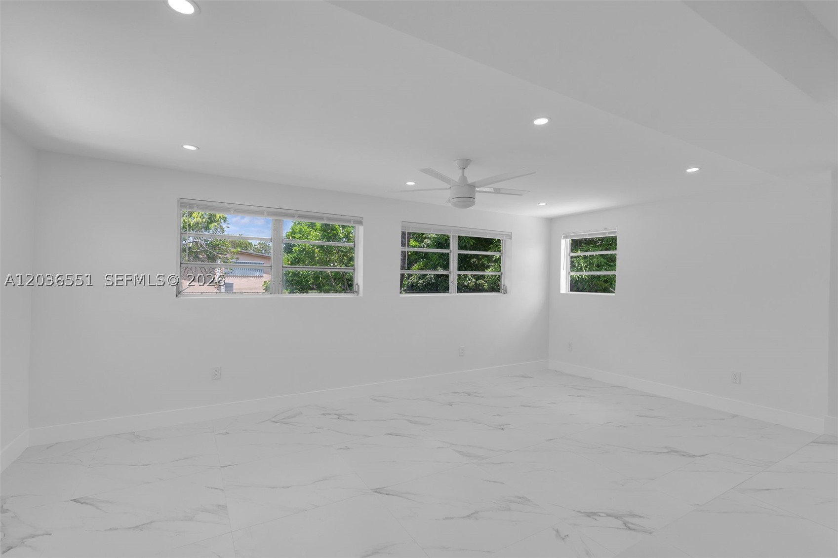 19425 NW 39th Ave, Miami Gardens FL 33055