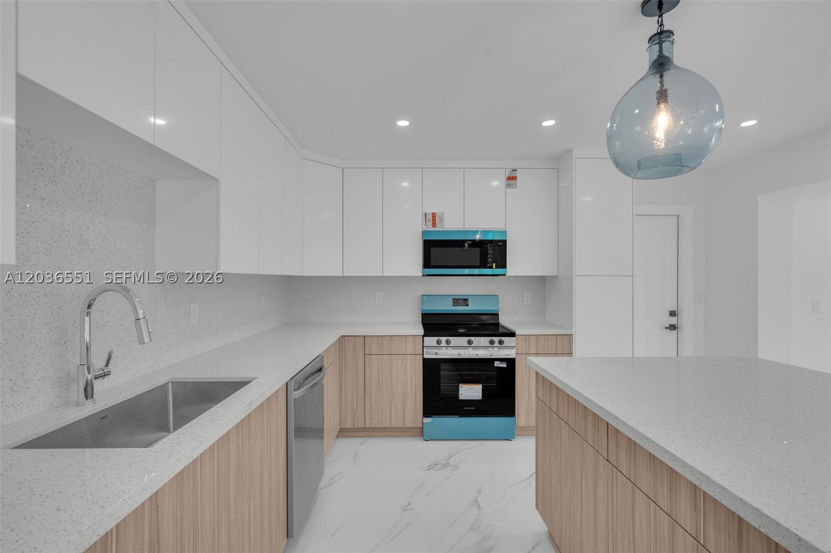 19425 NW 39th Ave, Miami Gardens FL 33055