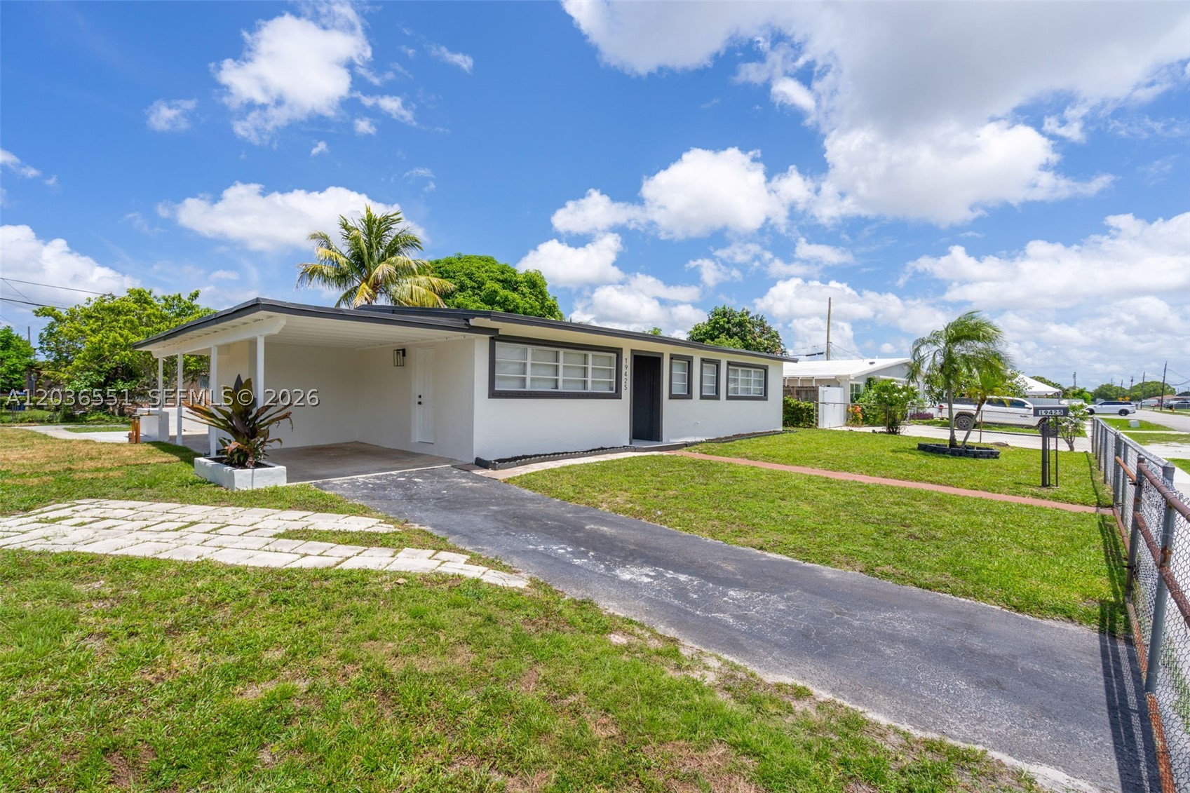 19425 NW 39th Ave, Miami Gardens FL 33055