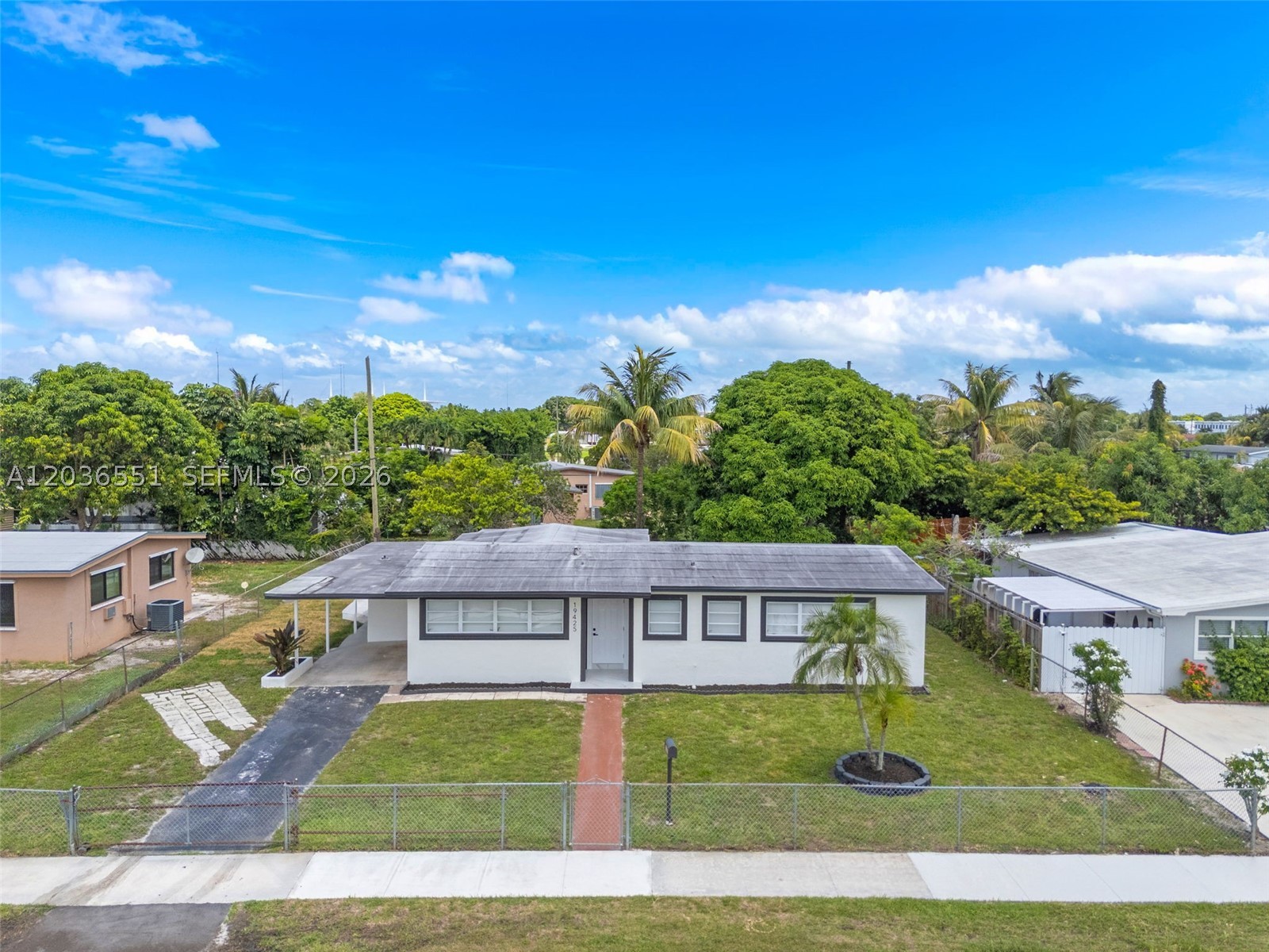 19425 NW 39th Ave, Miami Gardens FL 33055