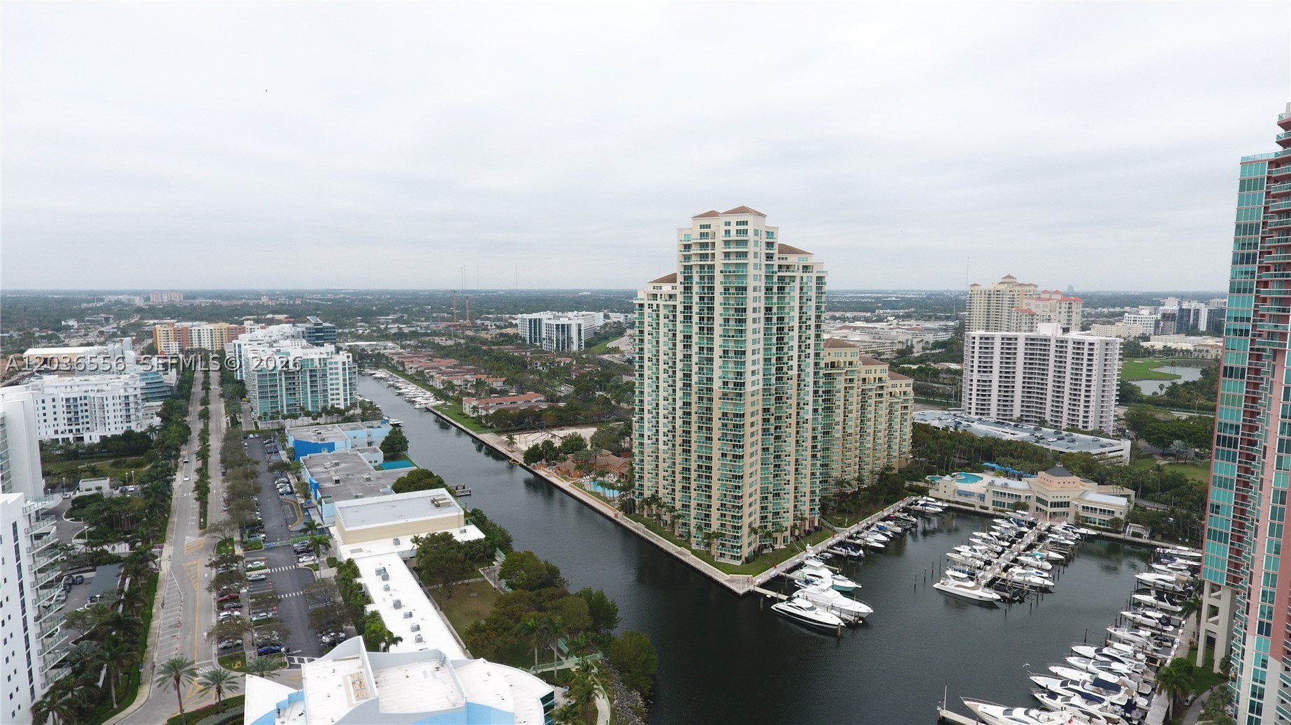 3330 NE 190th St #1312, Aventura FL 33180