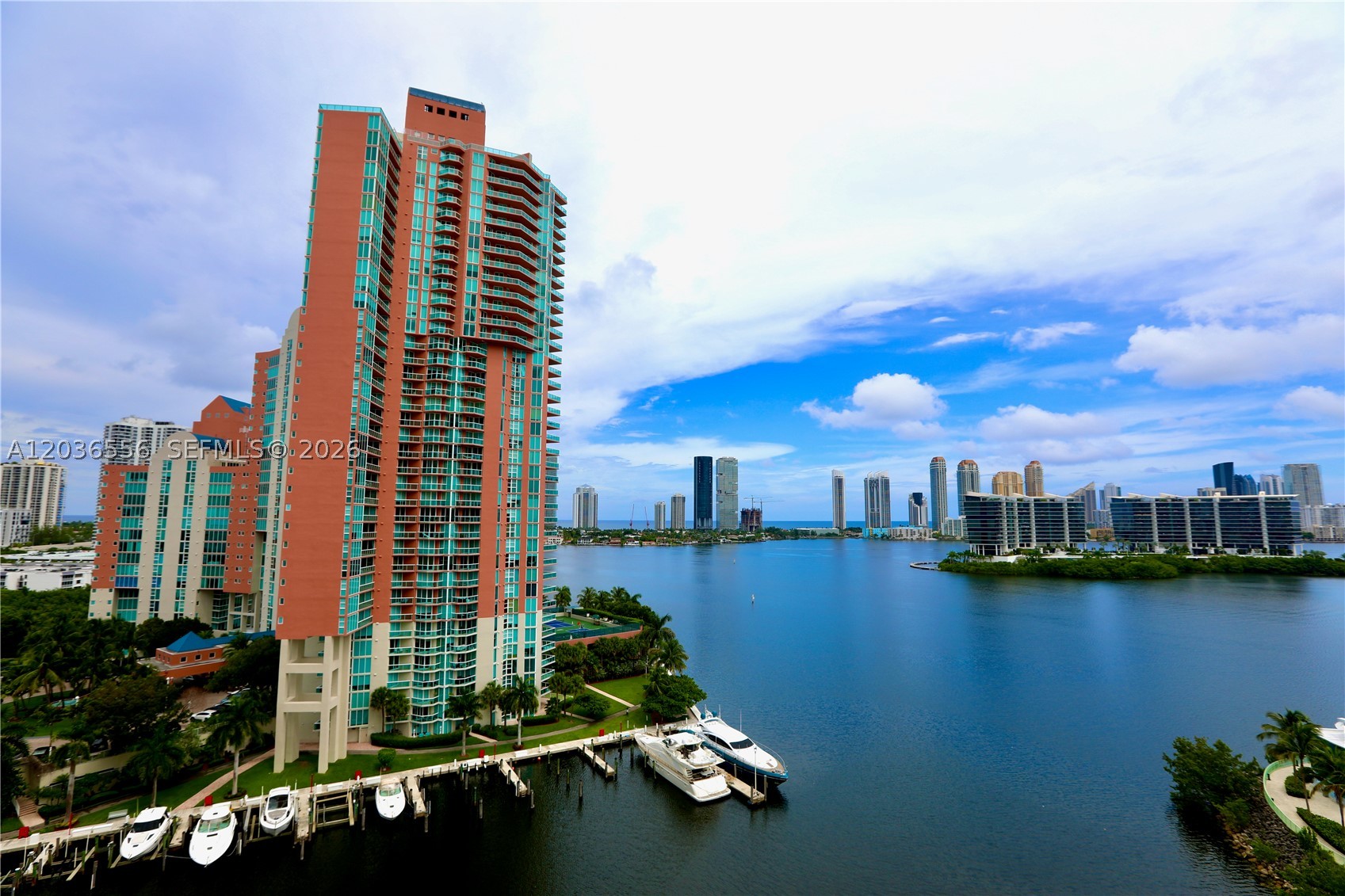 3330 NE 190th St #1312, Aventura FL 33180
