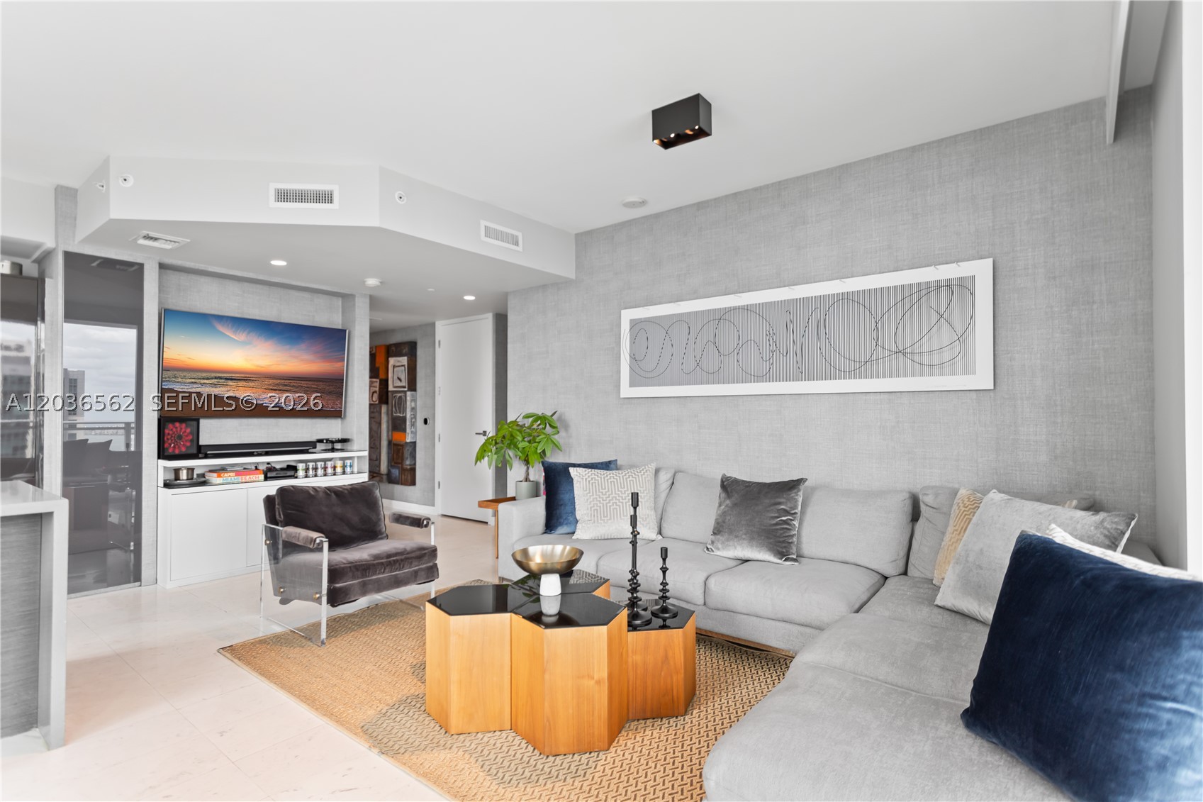 1080 Brickell Ave #3300, Miami FL 33131
