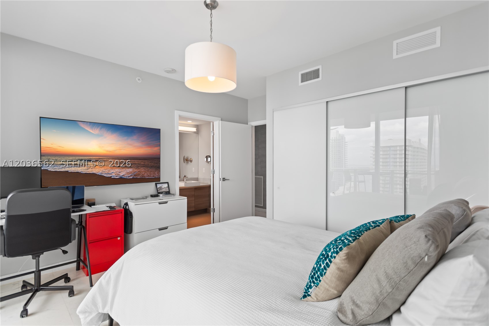 1080 Brickell Ave #3300, Miami FL 33131