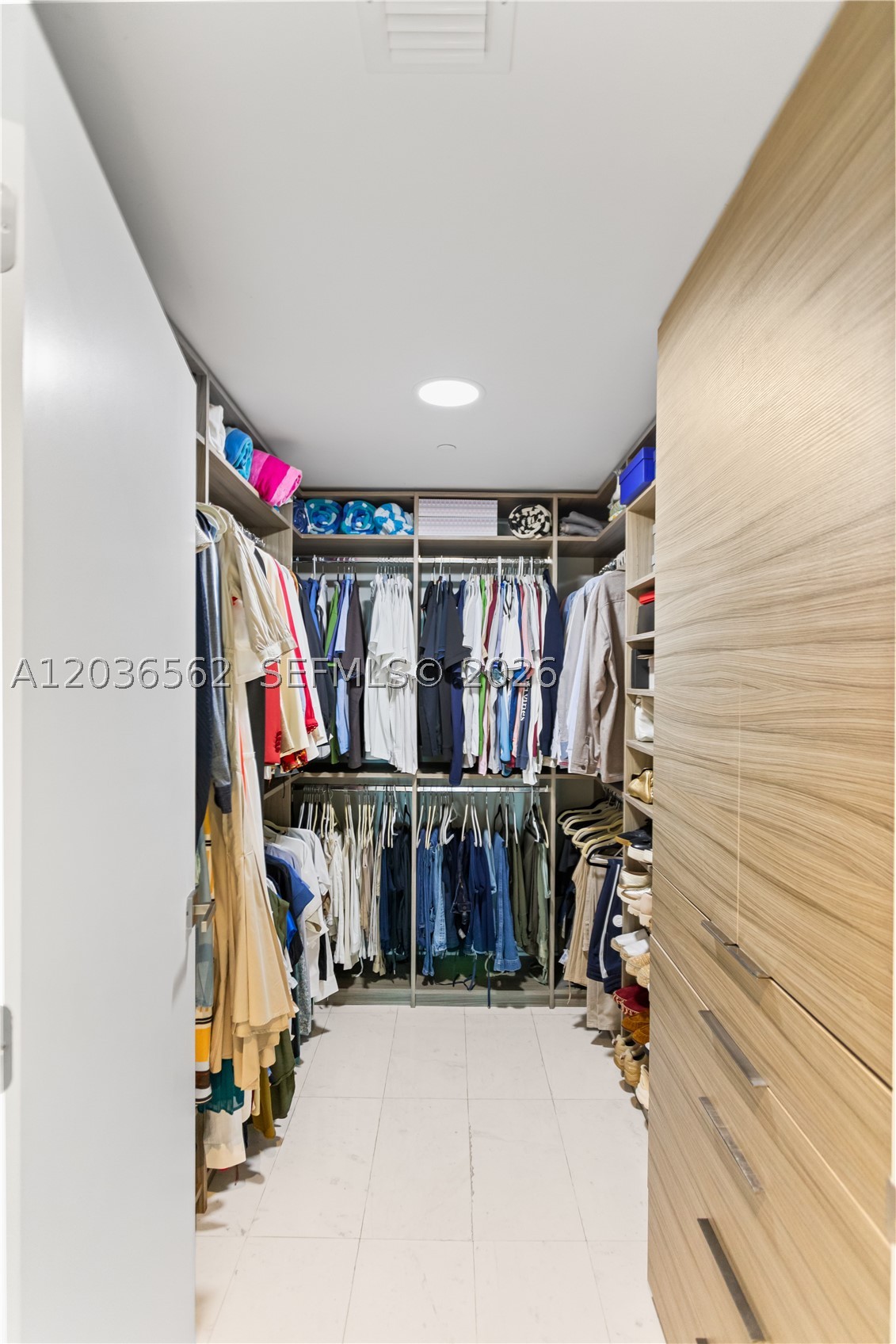 1080 Brickell Ave #3300, Miami FL 33131