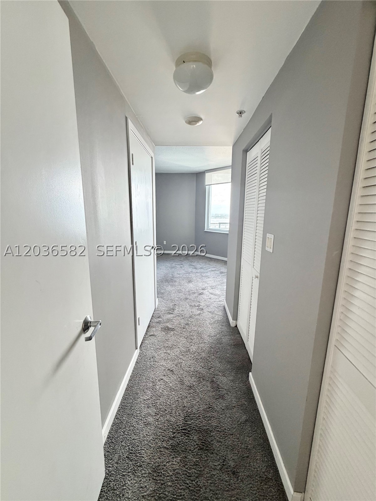 335 BISCAYNE BL #4200, Miami FL 33131