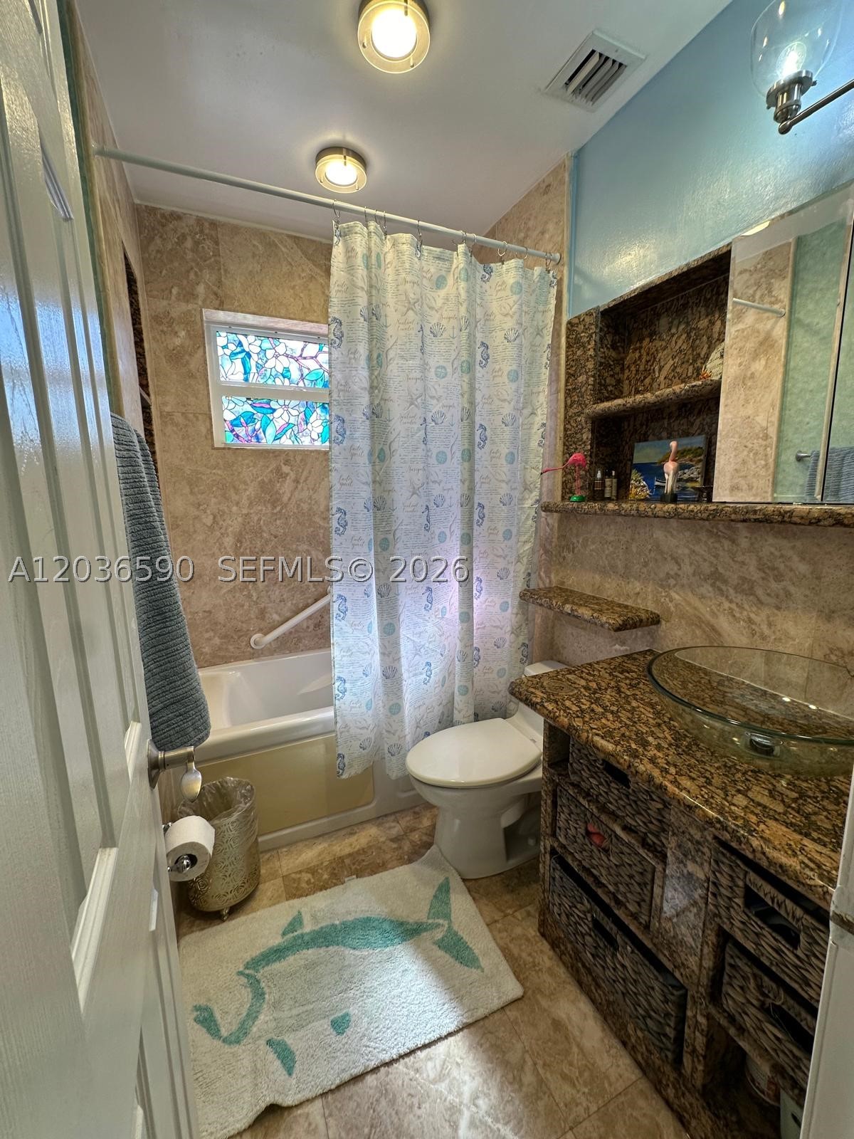 707 SW 3rd Ave, Hallandale Beach FL 33009