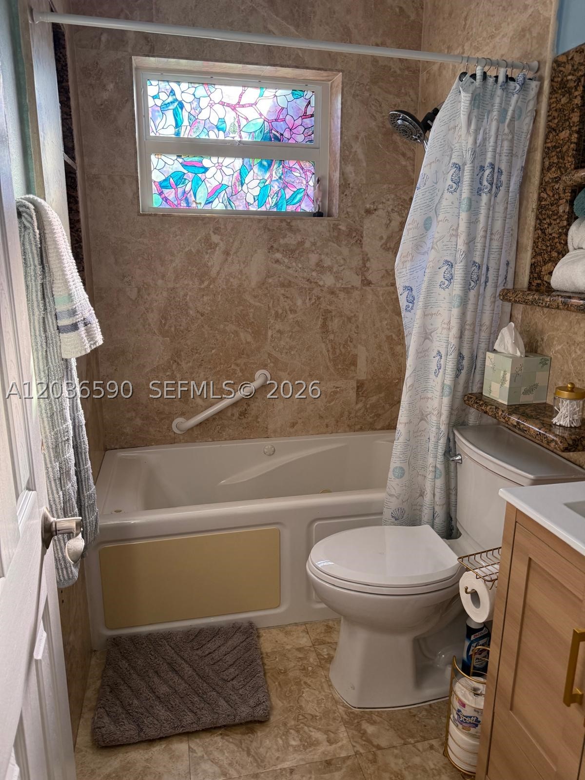 707 SW 3rd Ave, Hallandale Beach FL 33009